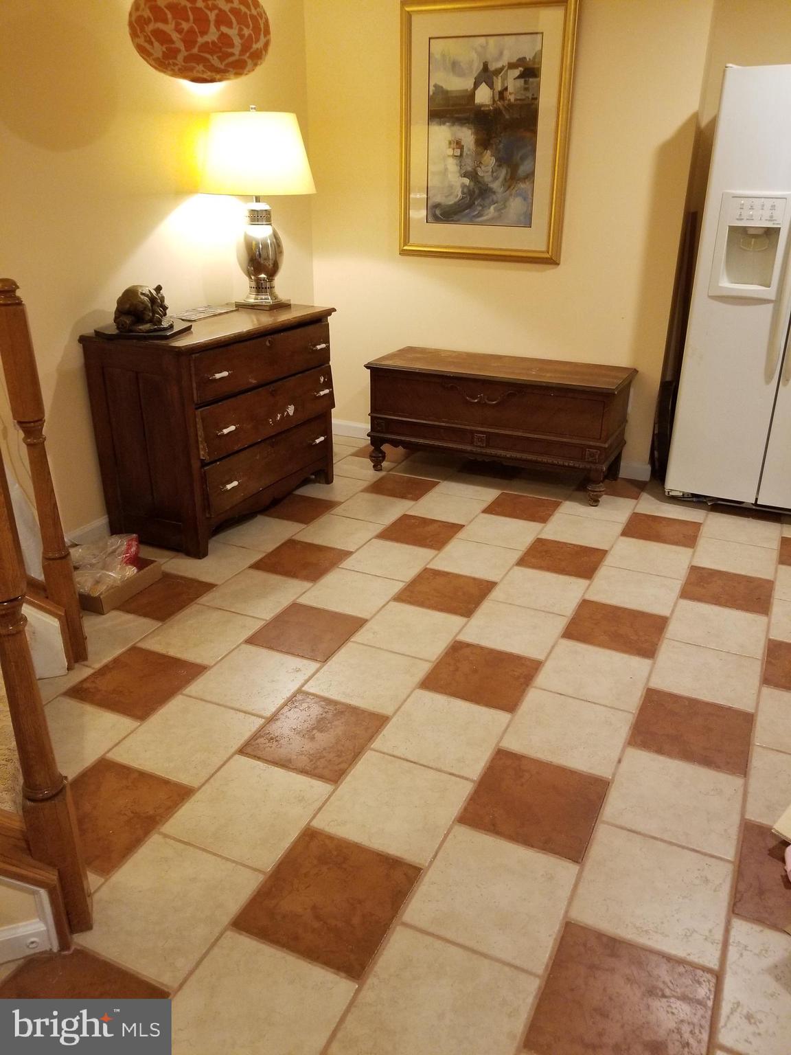 APPLE GLEN - Residential Lease