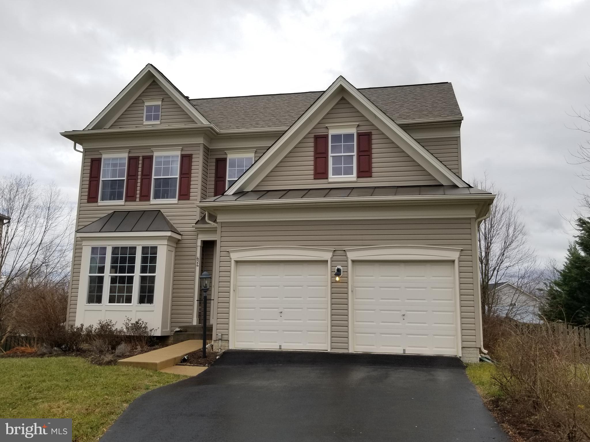 APPLE GLEN - Residential Lease