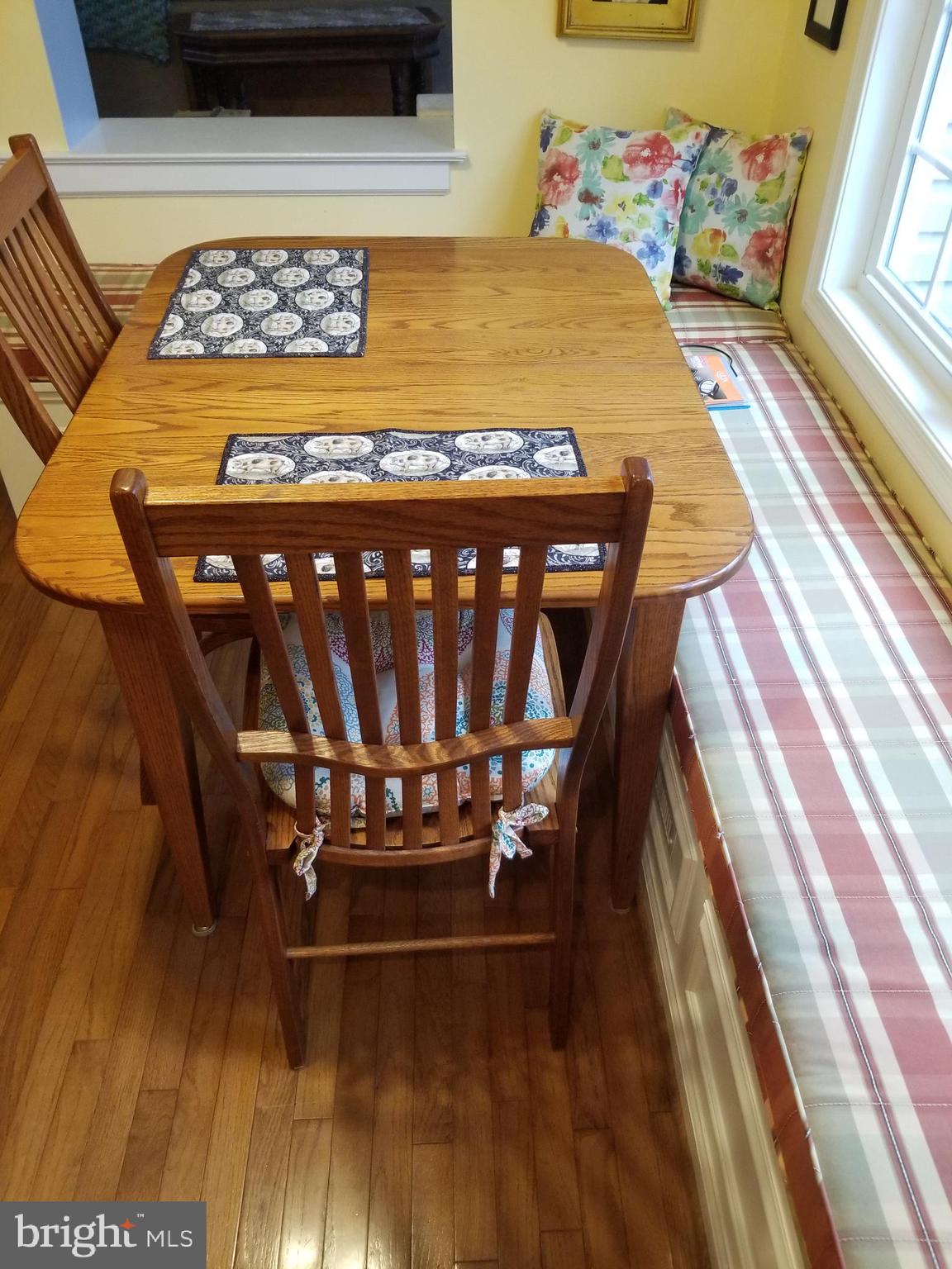 APPLE GLEN - Residential Lease