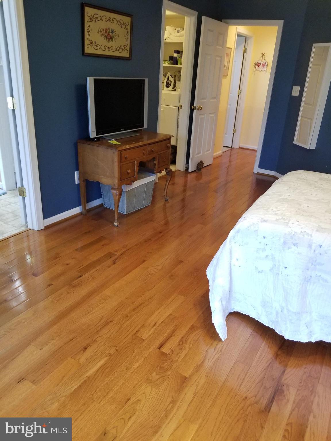 APPLE GLEN - Residential Lease