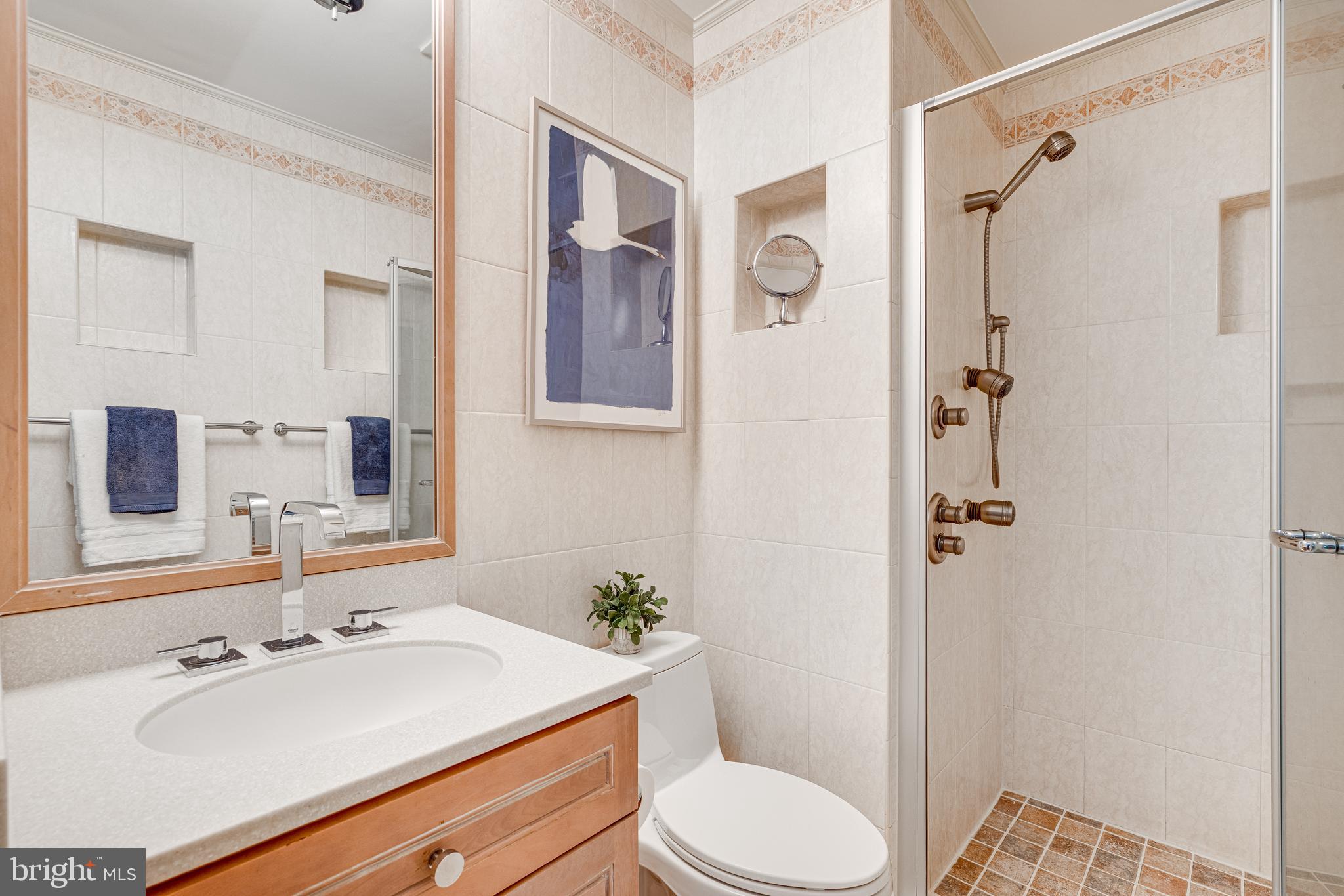 BURKE CENTRE - Residential