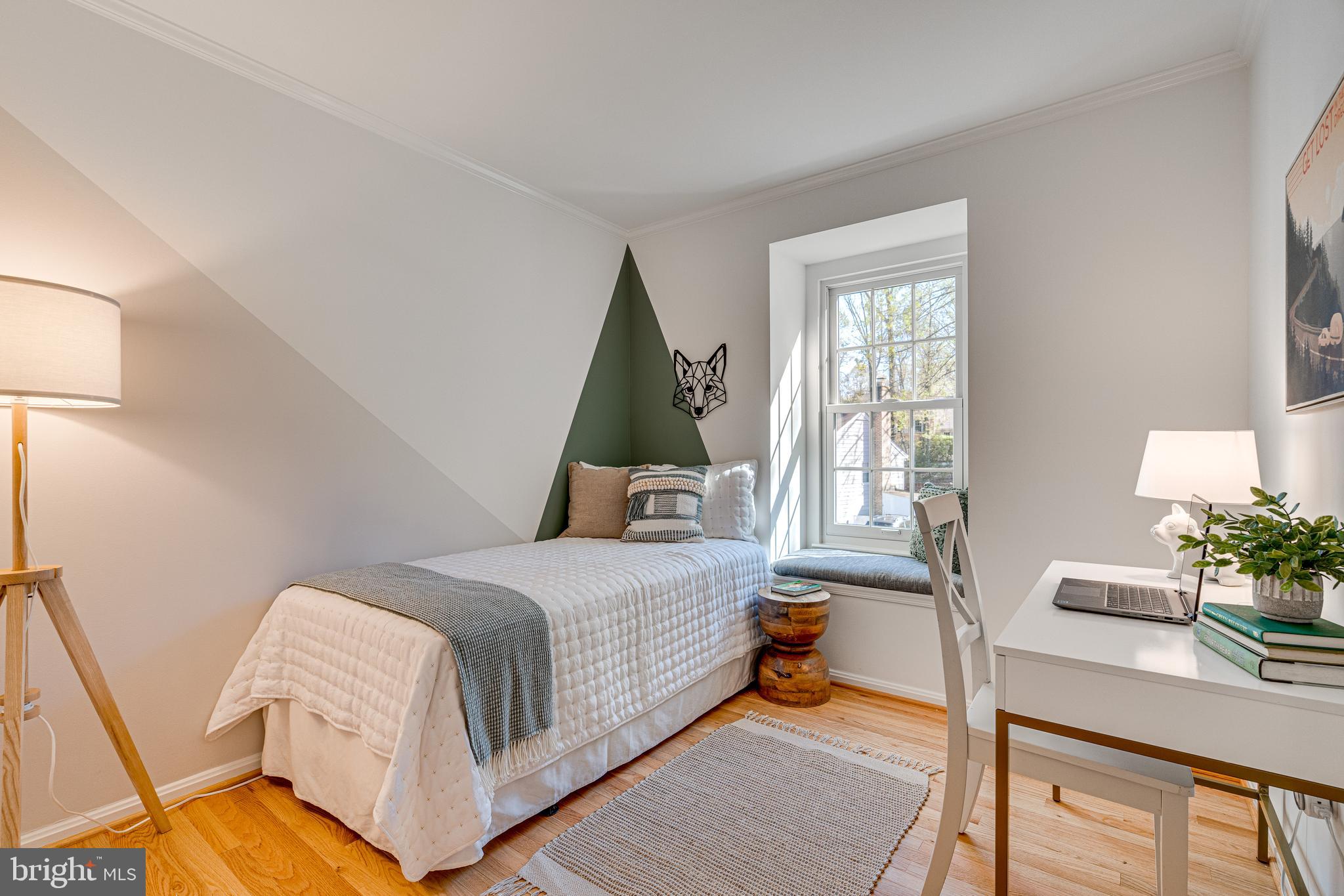 BURKE CENTRE - Residential