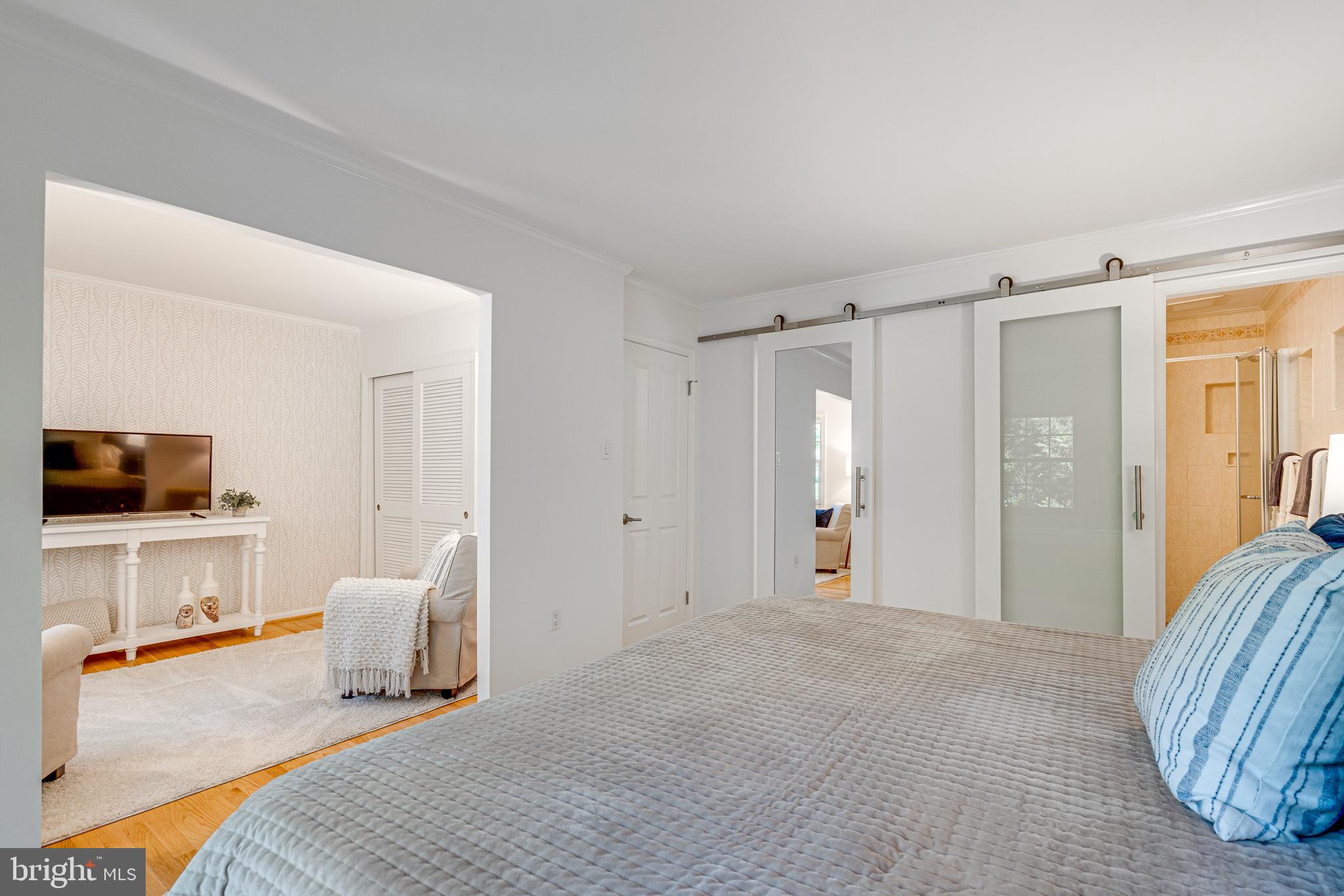 BURKE CENTRE - Residential