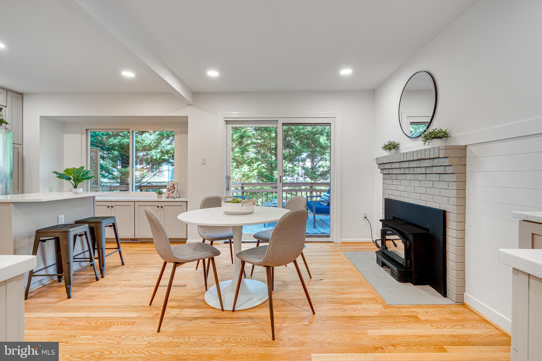 BURKE CENTRE - Residential