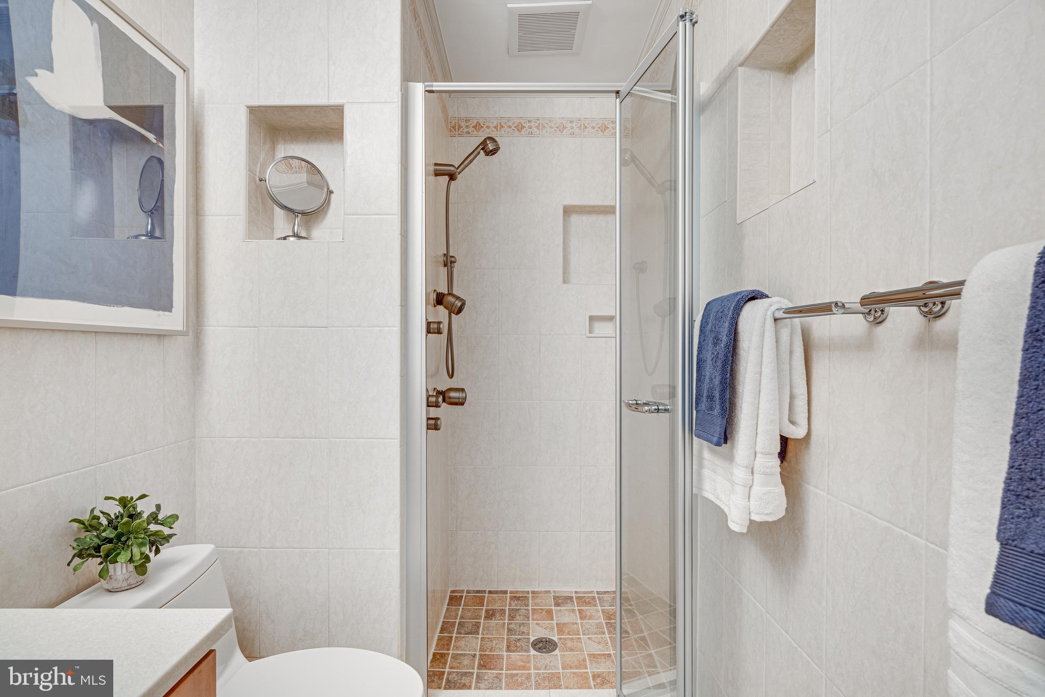 BURKE CENTRE - Residential