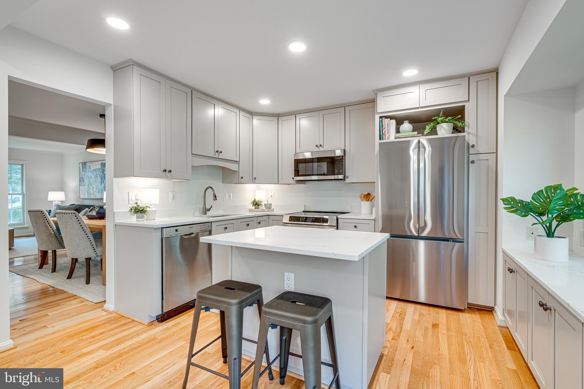 BURKE CENTRE - Residential