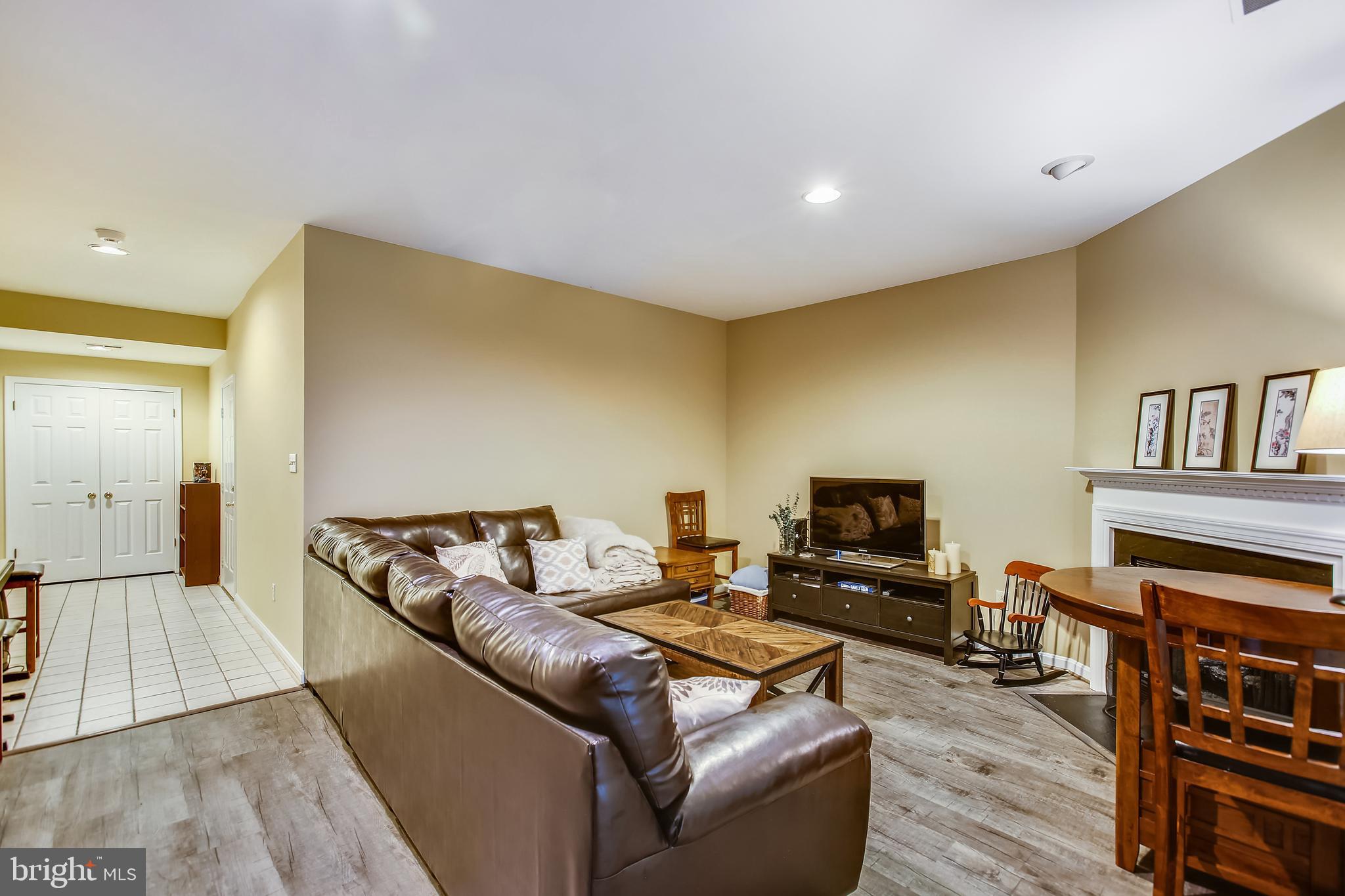 QUAKER HILL - Residential