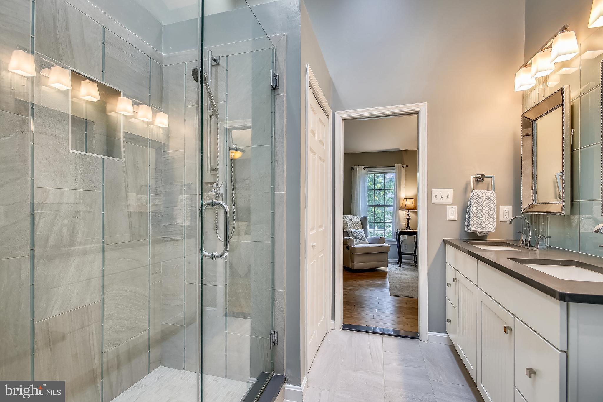 QUAKER HILL - Residential