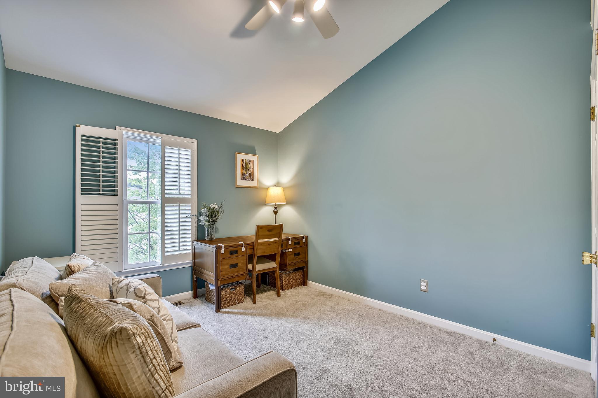 QUAKER HILL - Residential