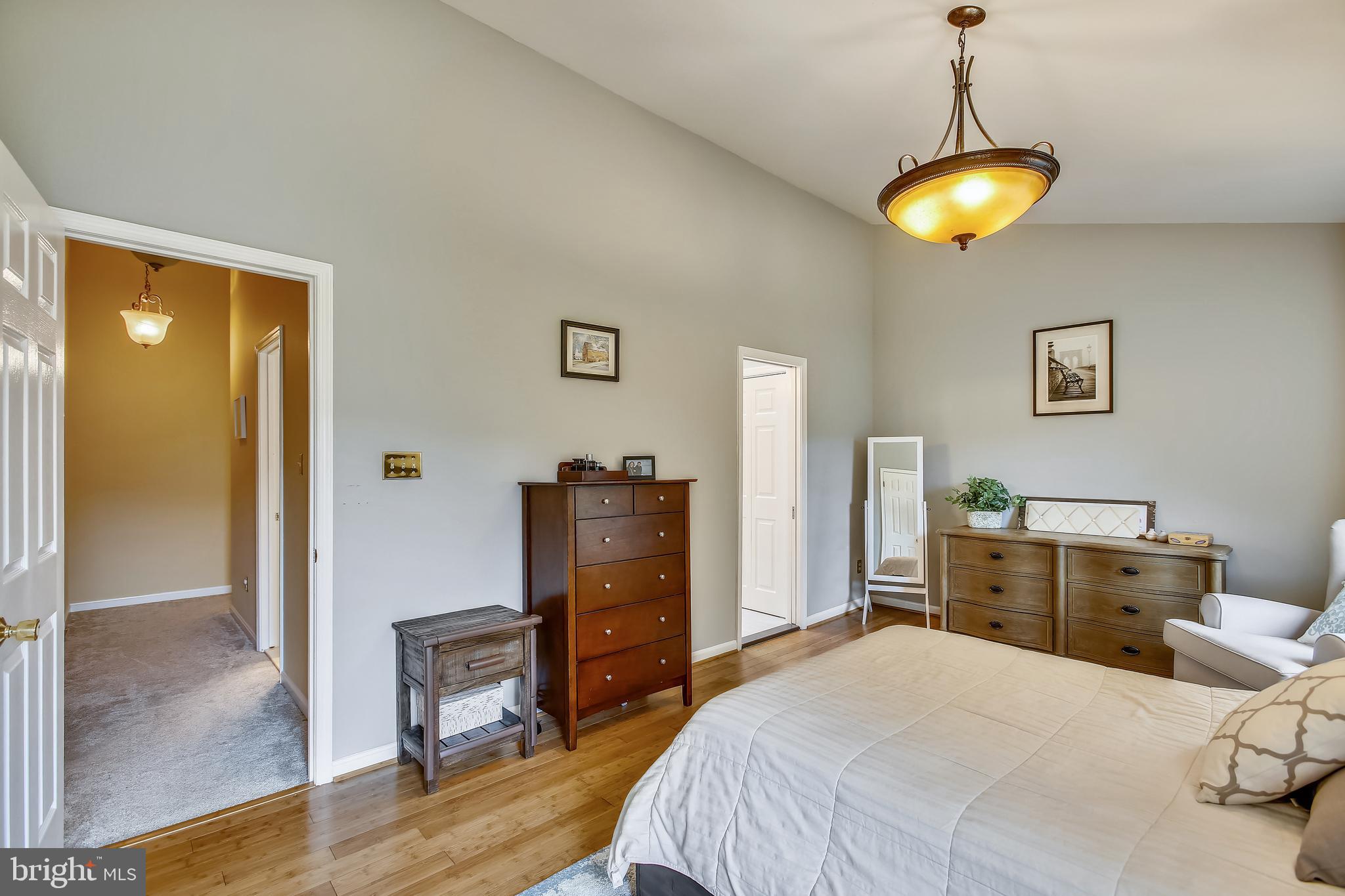 QUAKER HILL - Residential