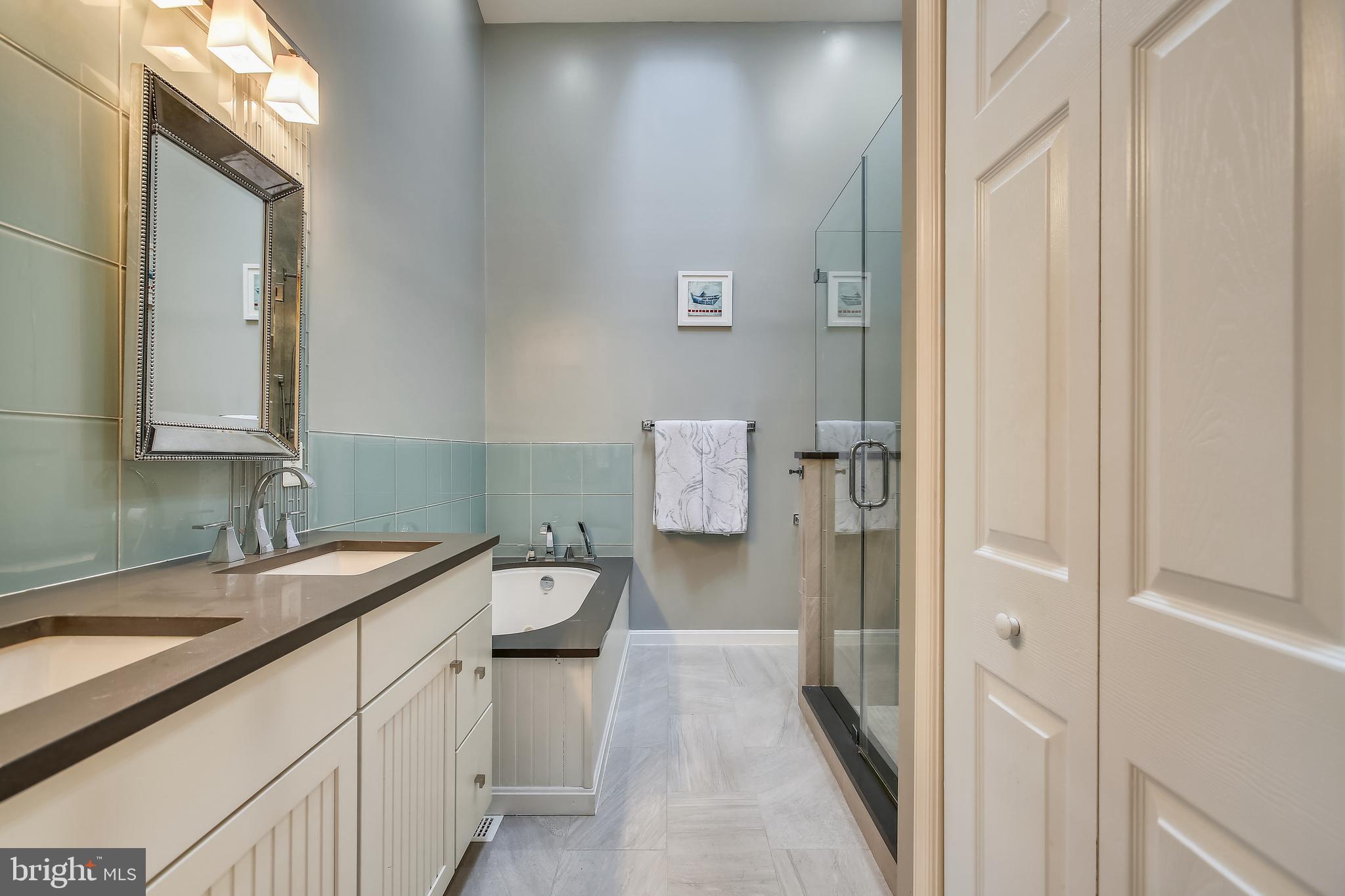 QUAKER HILL - Residential