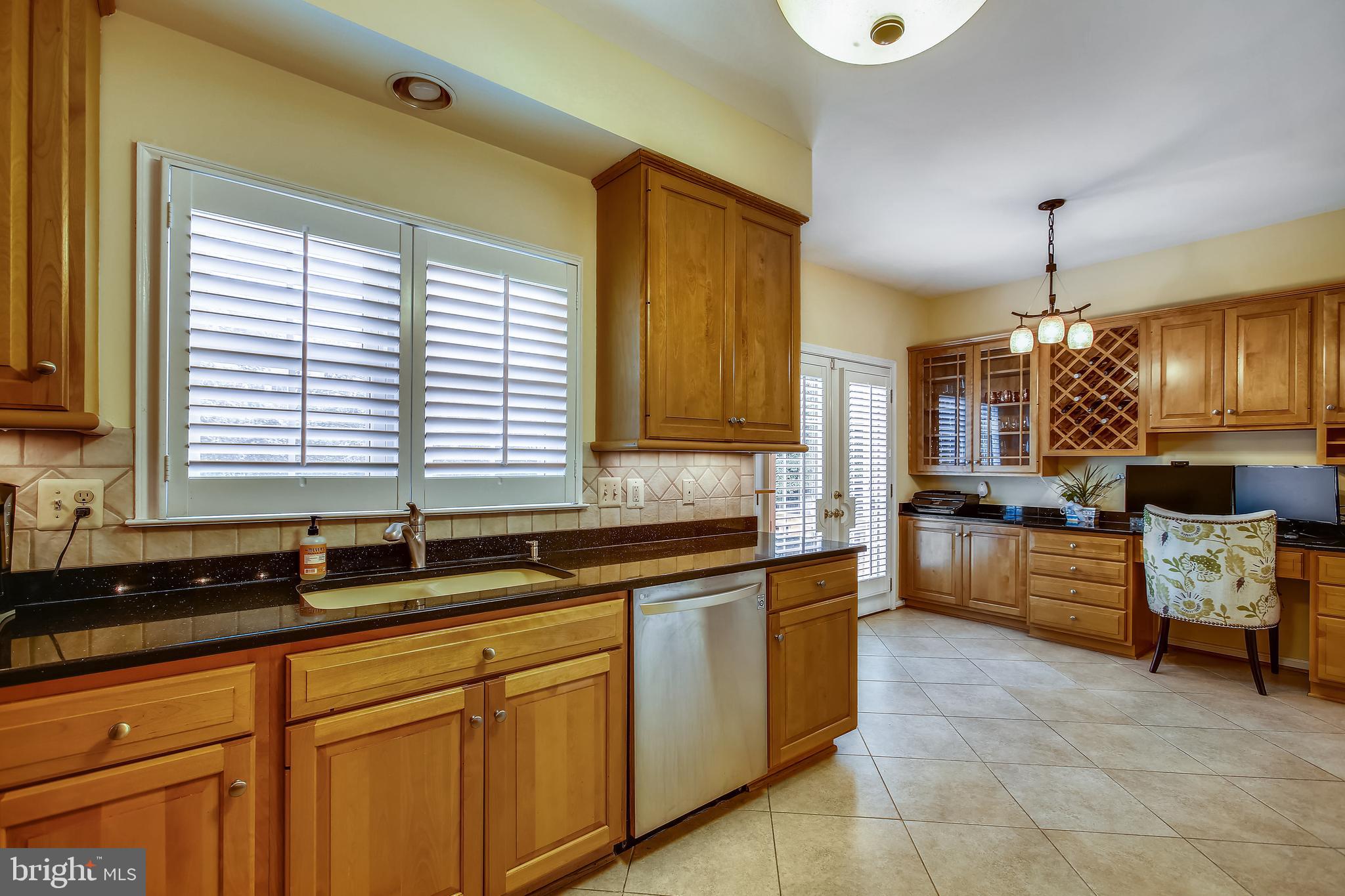 QUAKER HILL - Residential