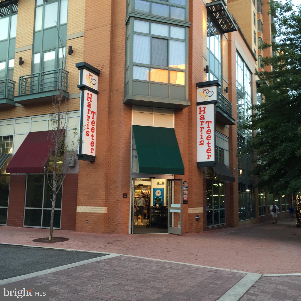 BRITTANY - Residential