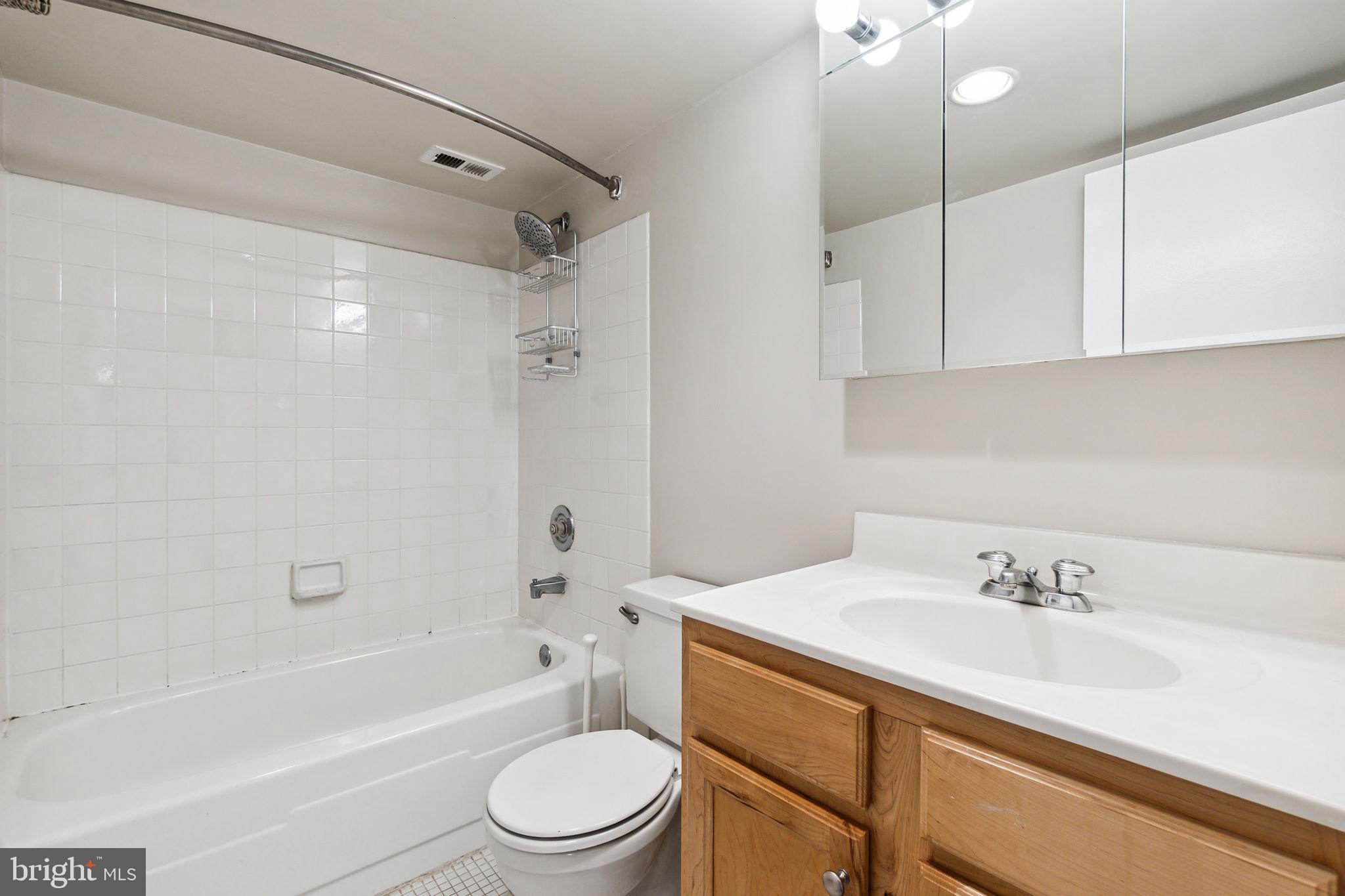 BRITTANY - Residential