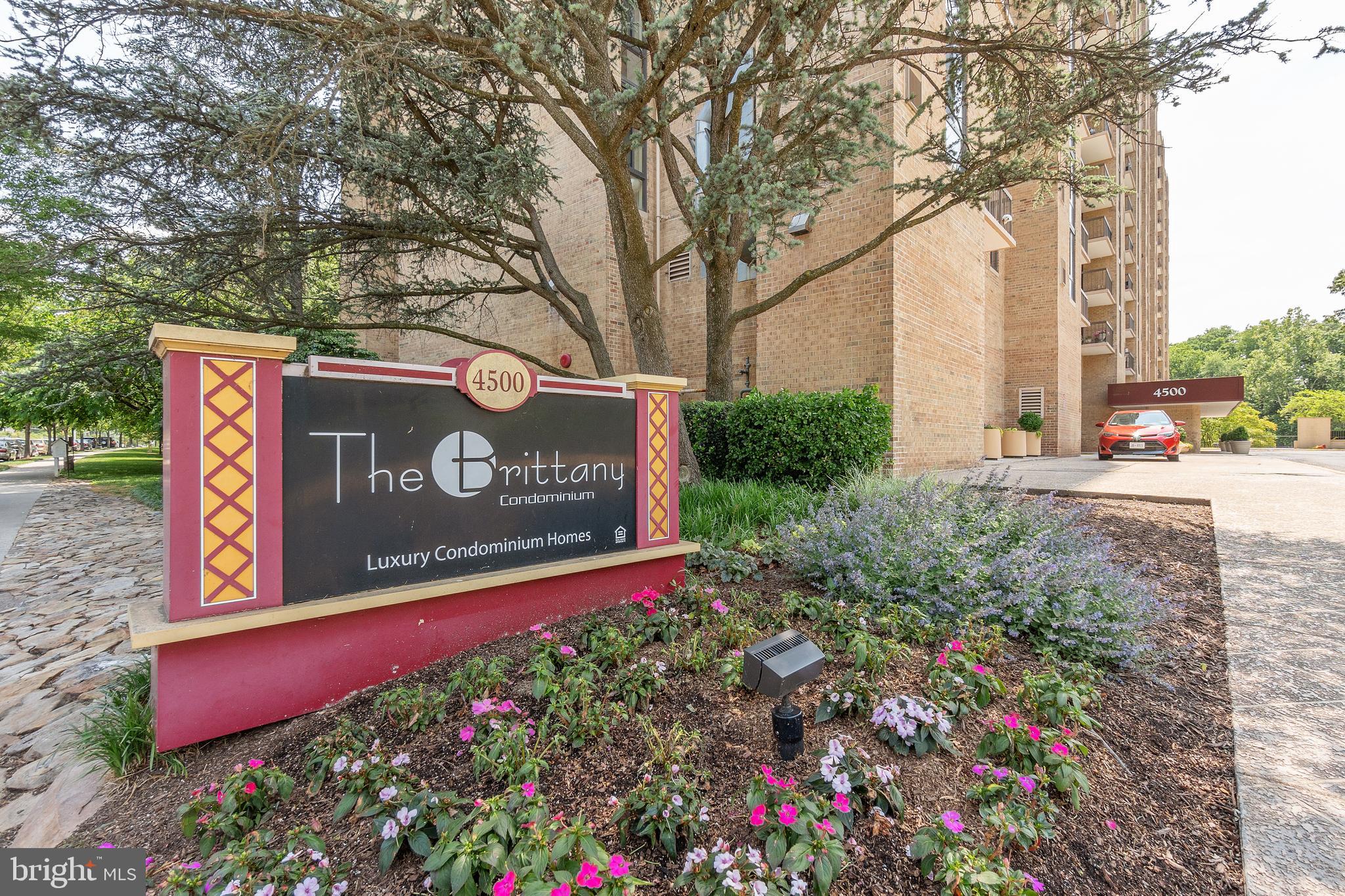 BRITTANY - Residential