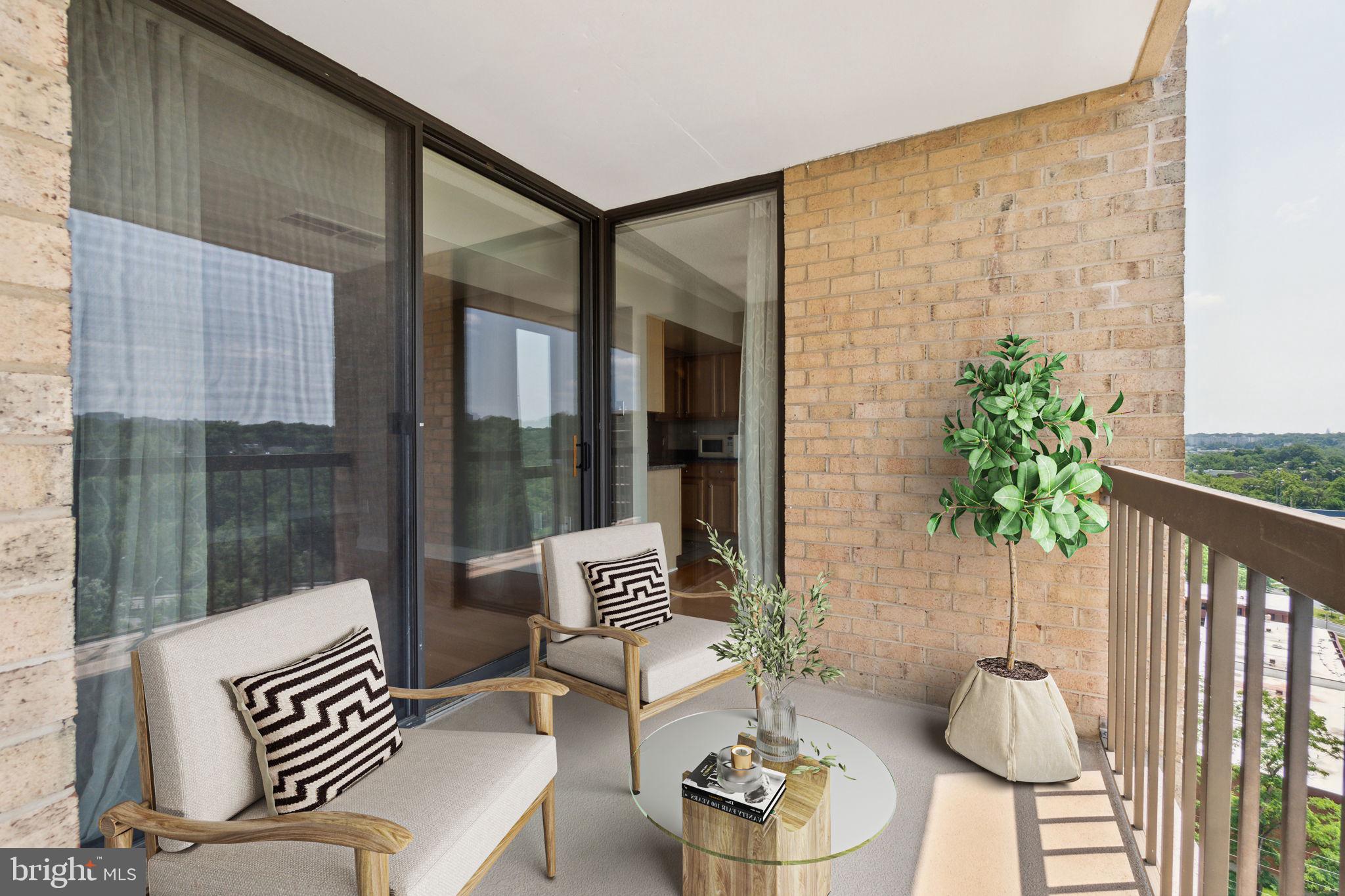 BRITTANY - Residential