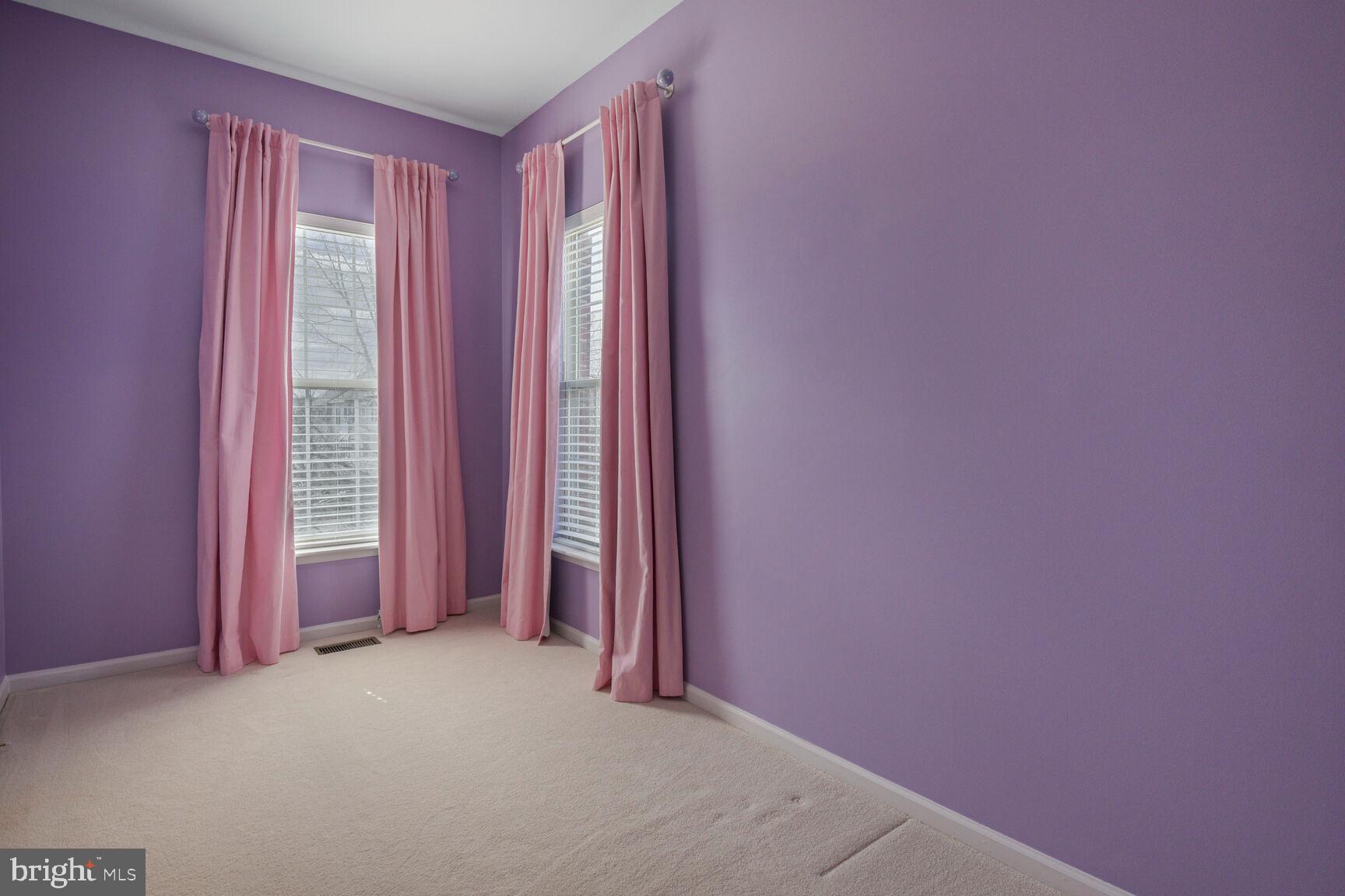 KING FARM WATKINS POND - Residential