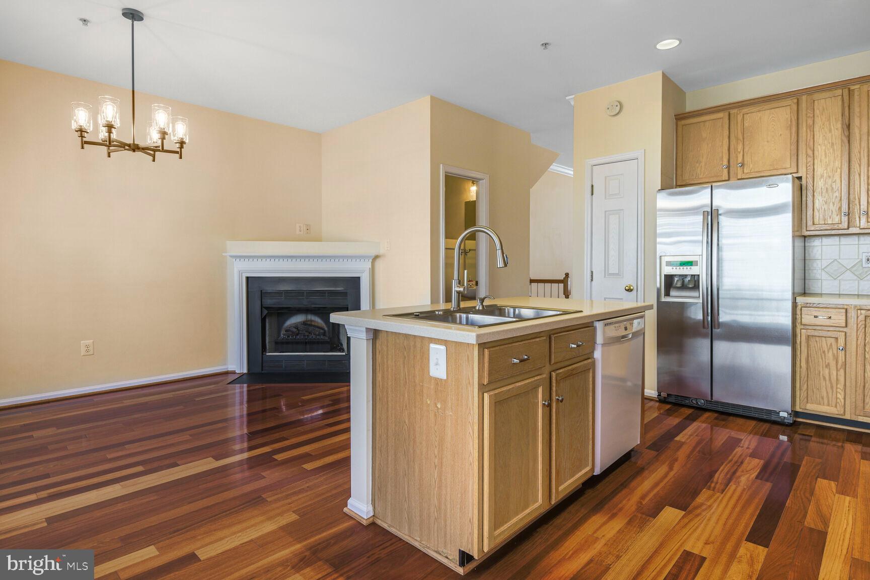 KING FARM WATKINS POND - Residential