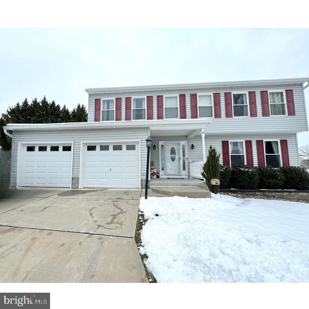 PINEDALE WOODS - Residential