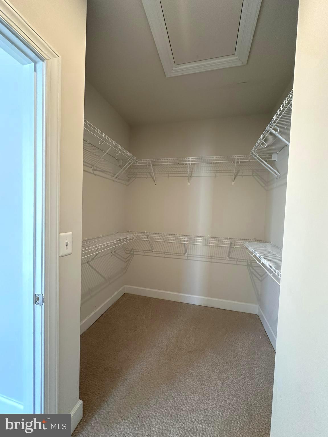 CENTRAL PARK - Residential Lease