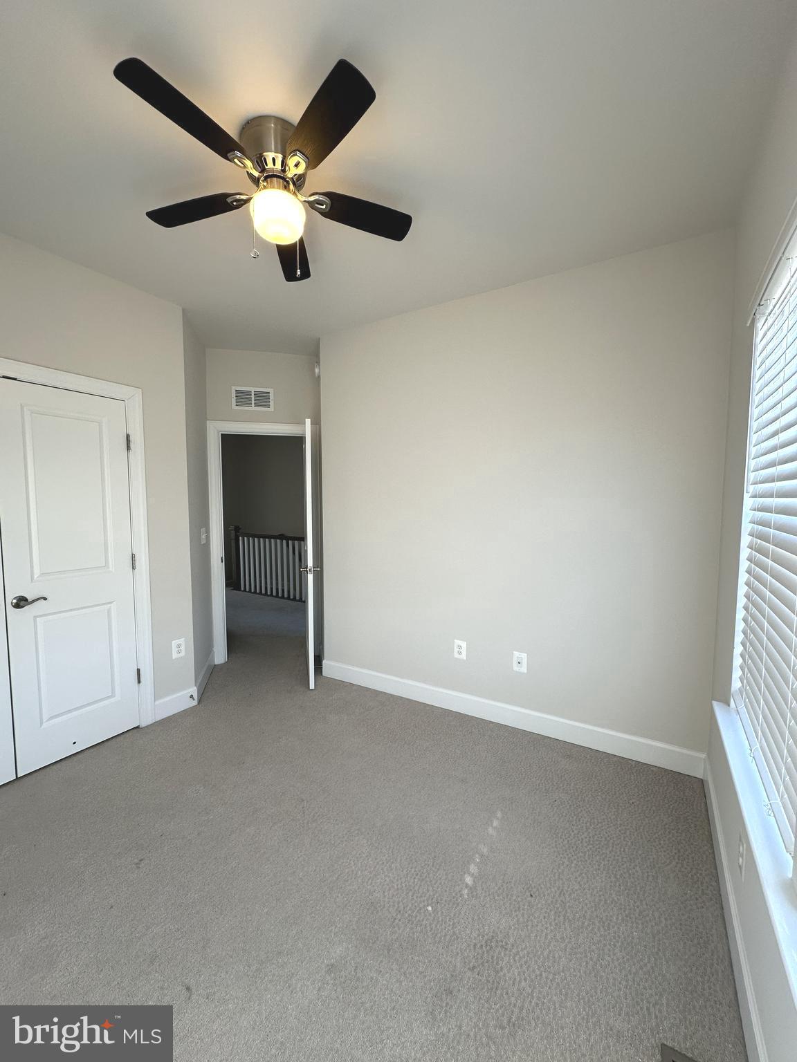 CENTRAL PARK - Residential Lease