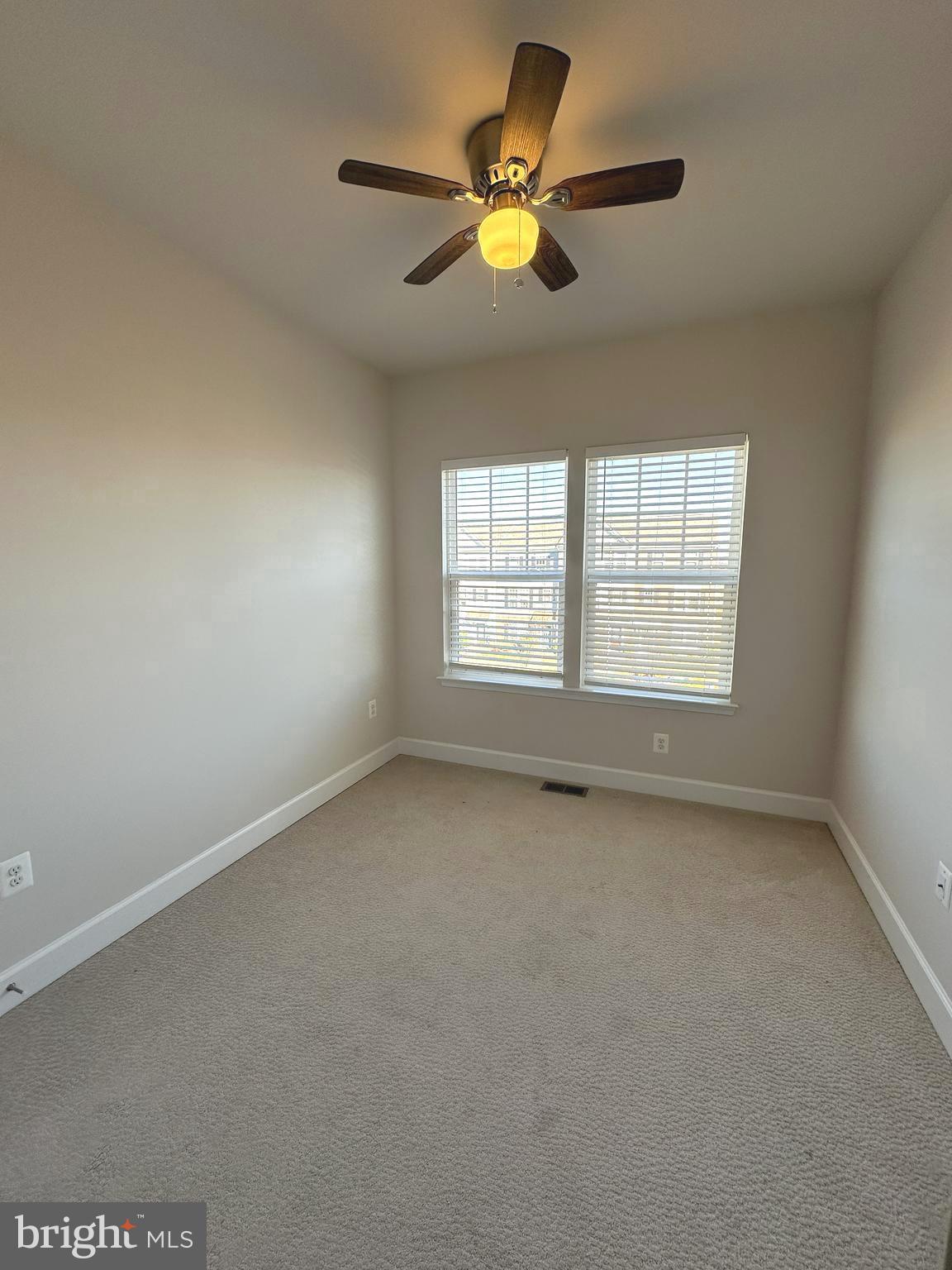 CENTRAL PARK - Residential Lease