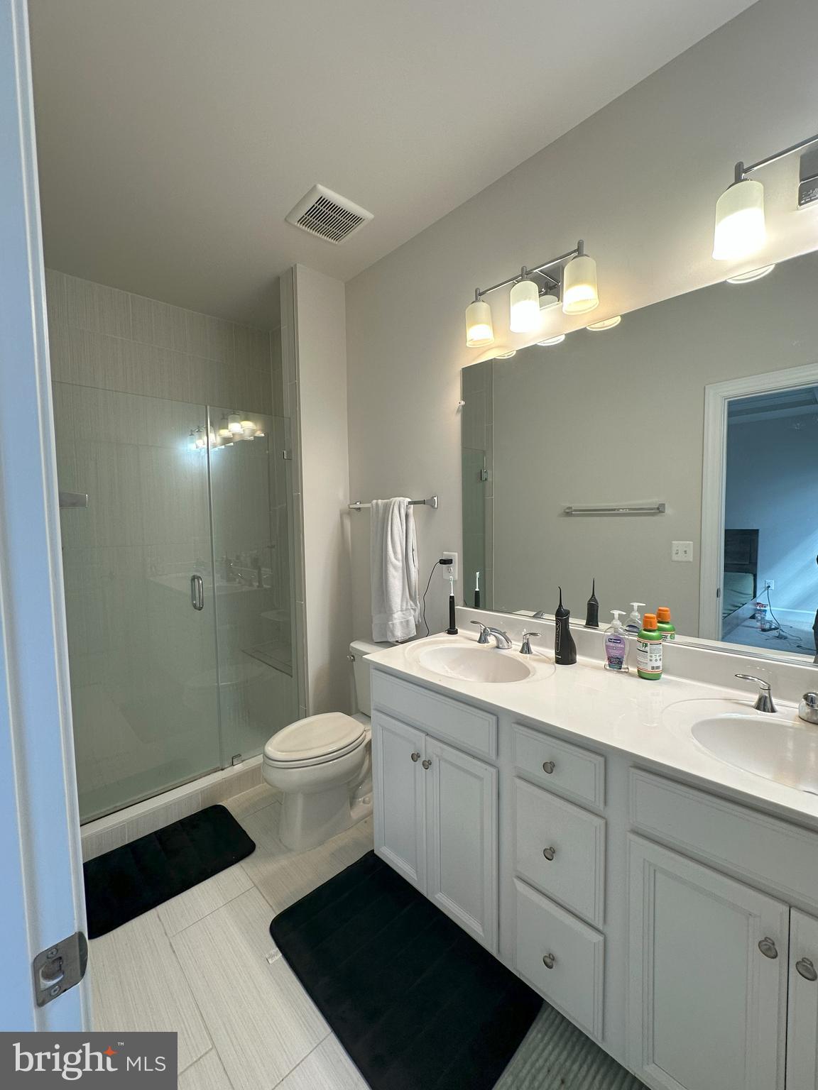 CENTRAL PARK - Residential Lease