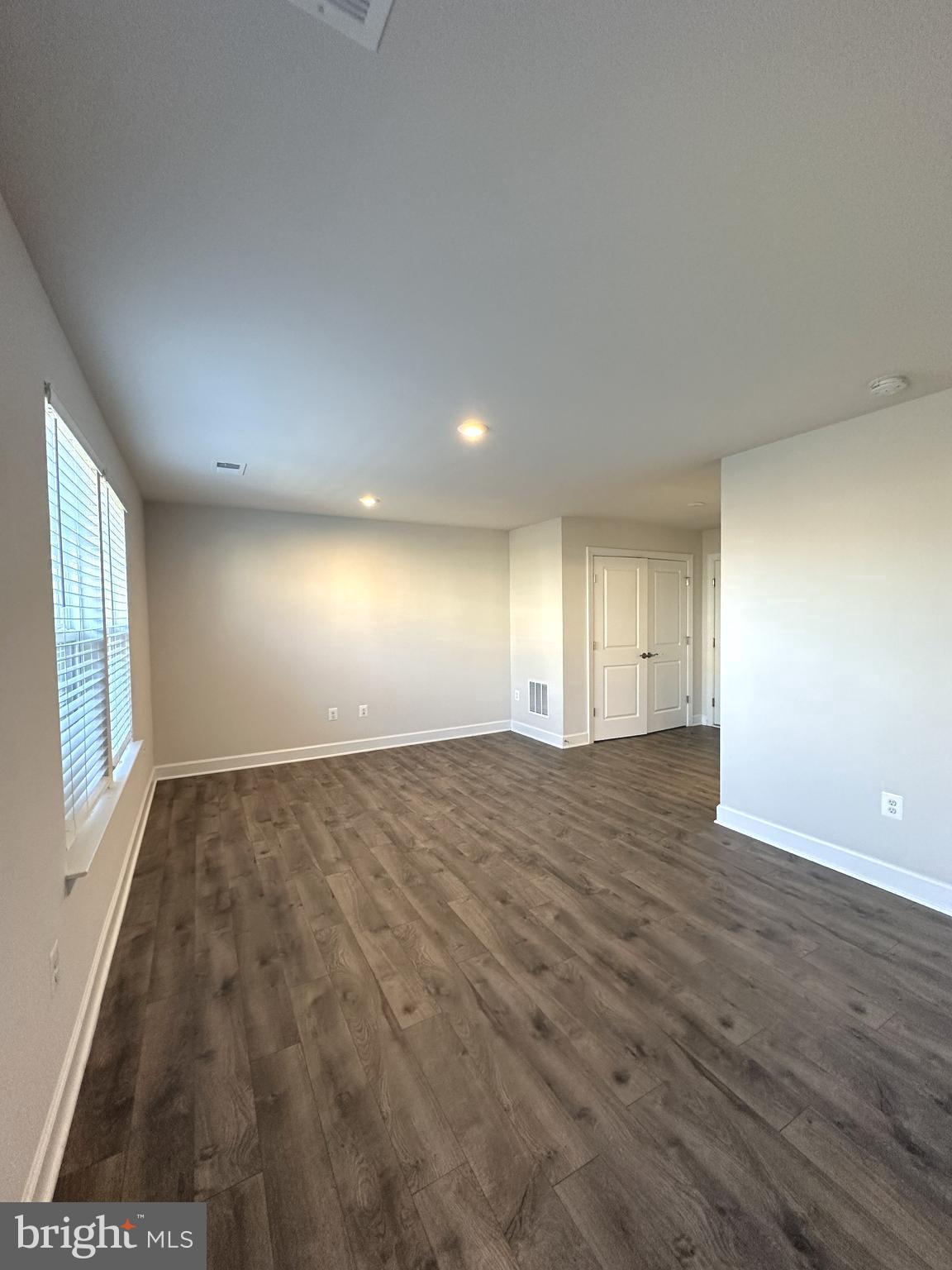 CENTRAL PARK - Residential Lease