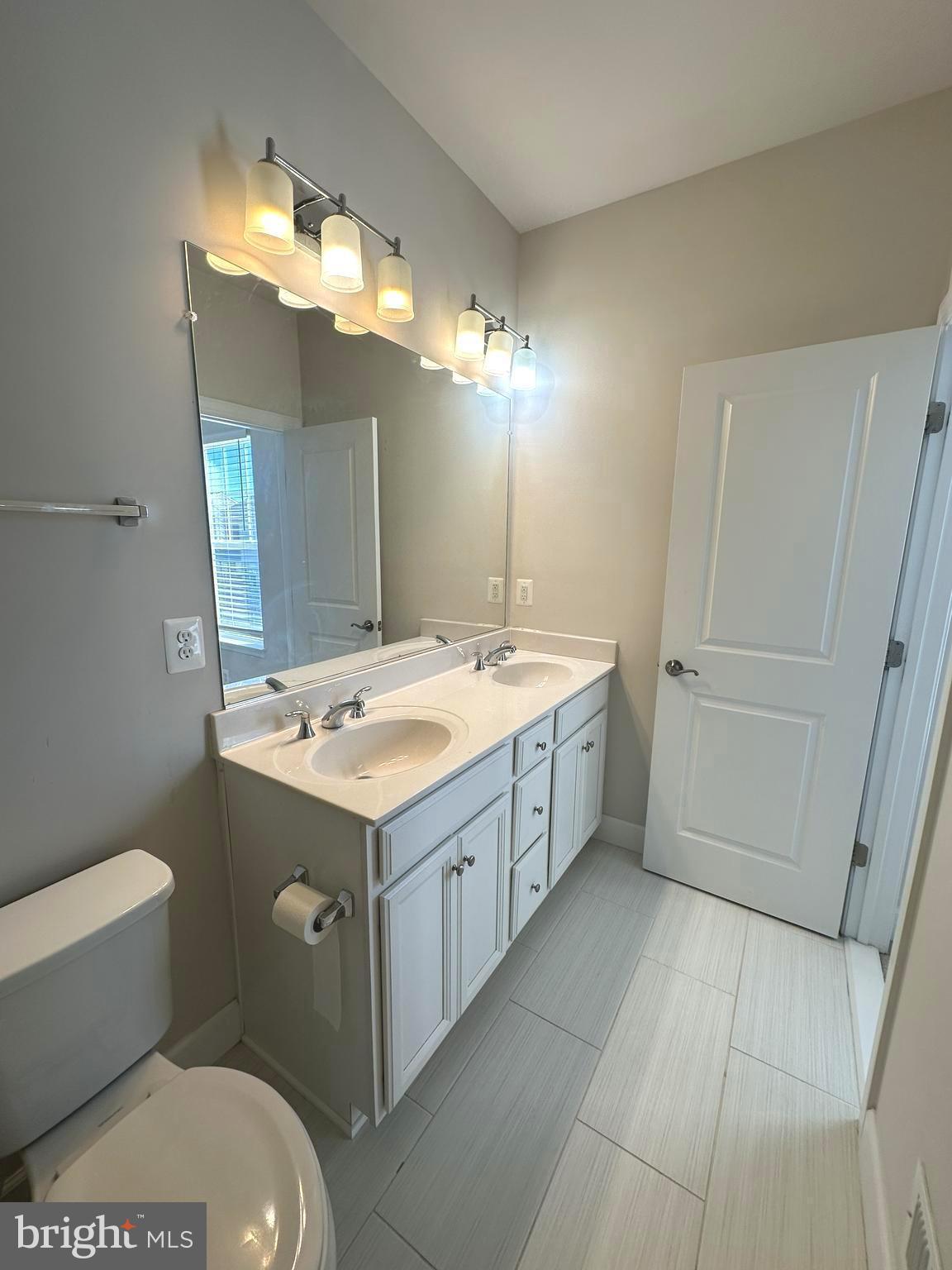 CENTRAL PARK - Residential Lease