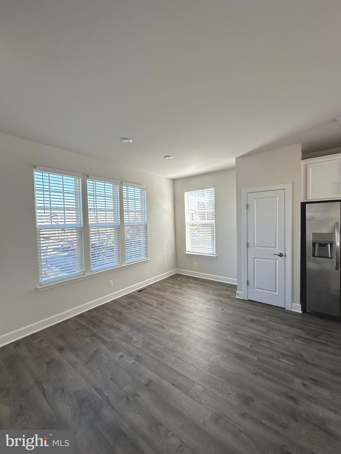 CENTRAL PARK - Residential Lease