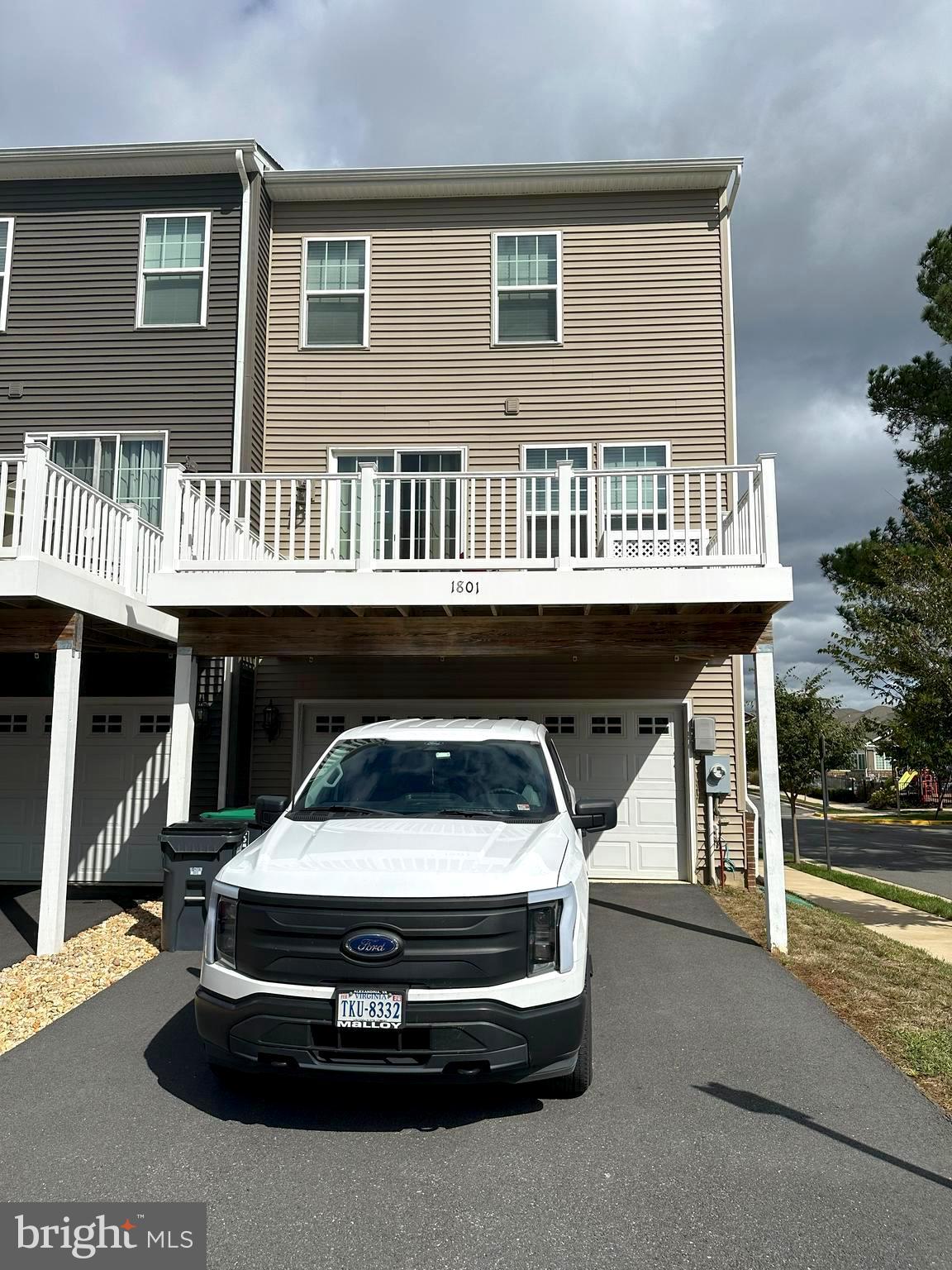 CENTRAL PARK - Residential Lease