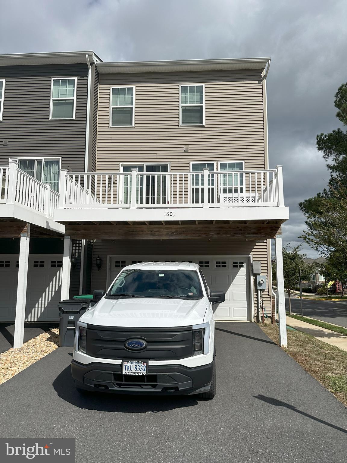 CENTRAL PARK - Residential Lease