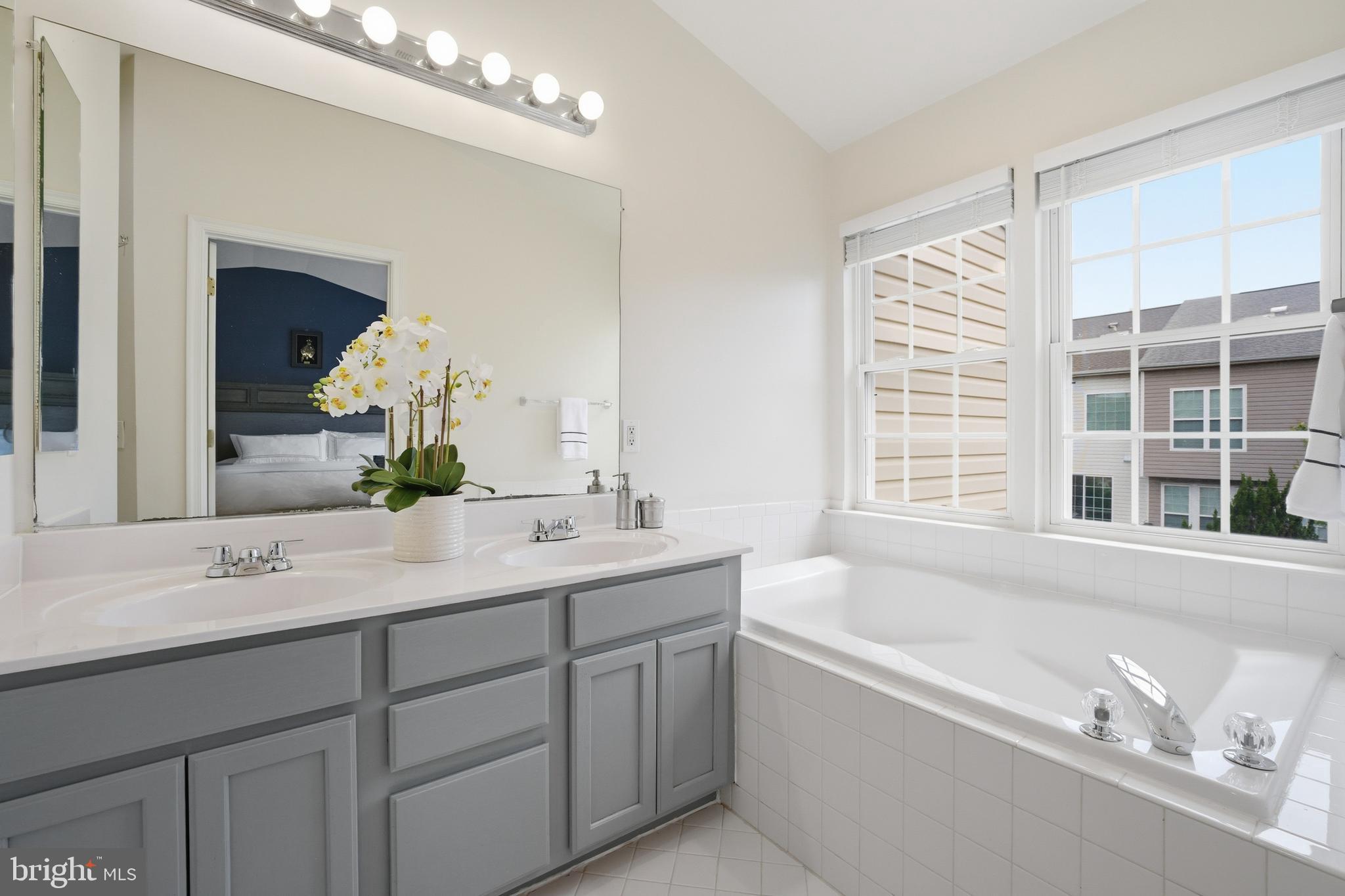 FAIRCREST NORTH - Residential