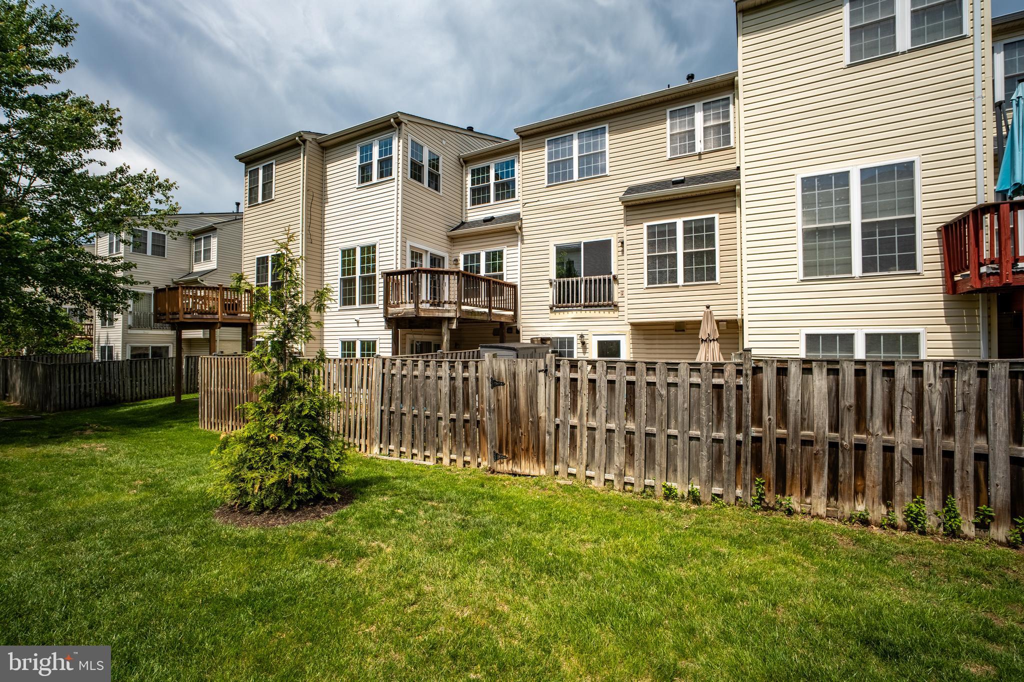 FAIRCREST NORTH - Residential