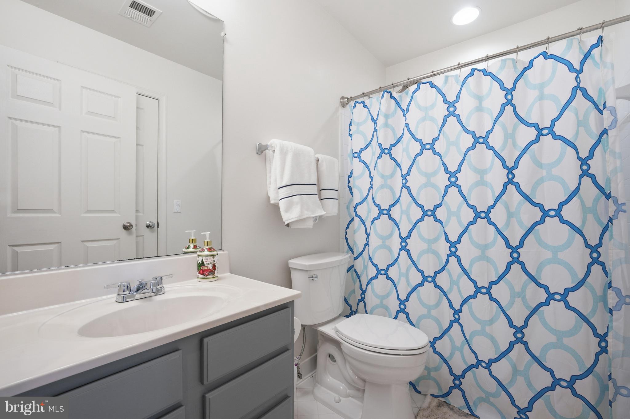 FAIRCREST NORTH - Residential