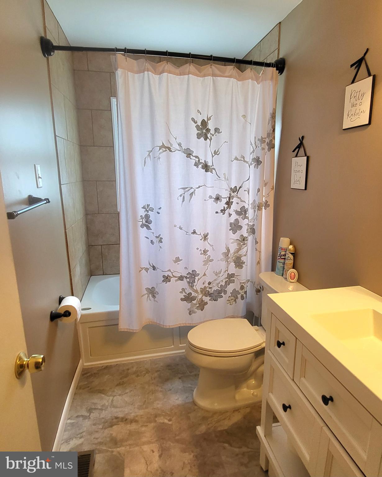 VILLAGE OF OLDE MILL - Residential