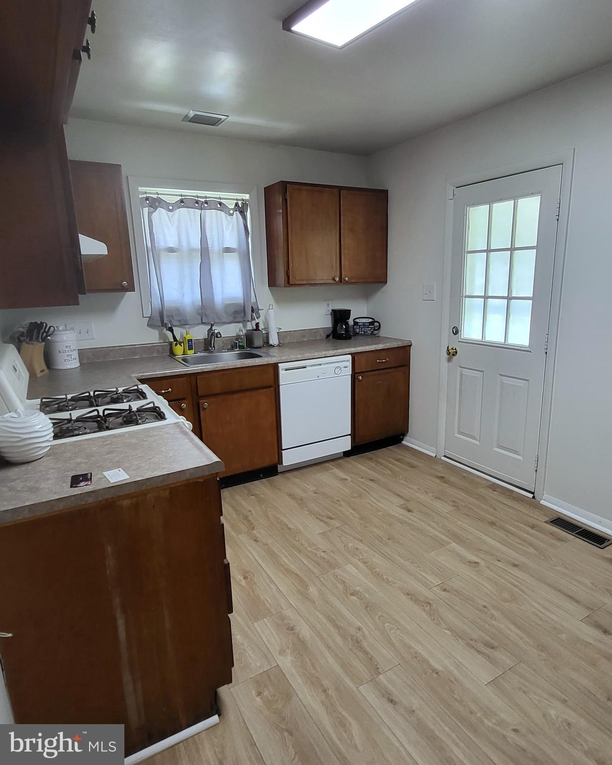 VILLAGE OF OLDE MILL - Residential