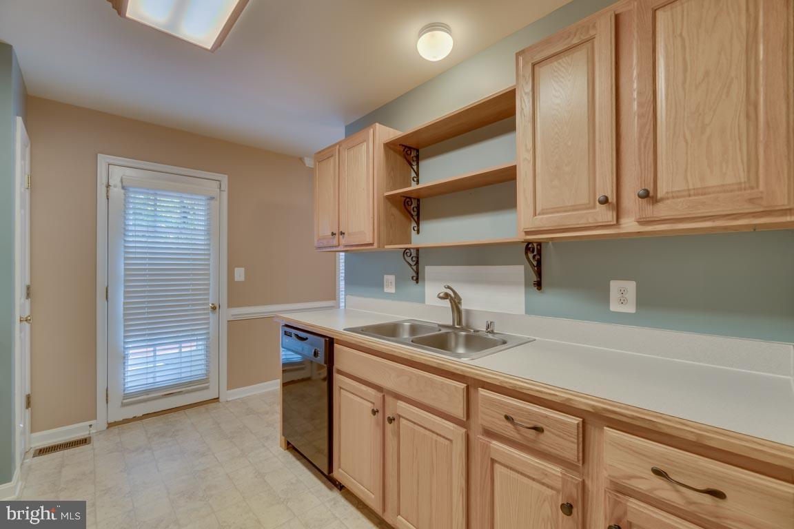 LAKE ARROWHEAD - Residential