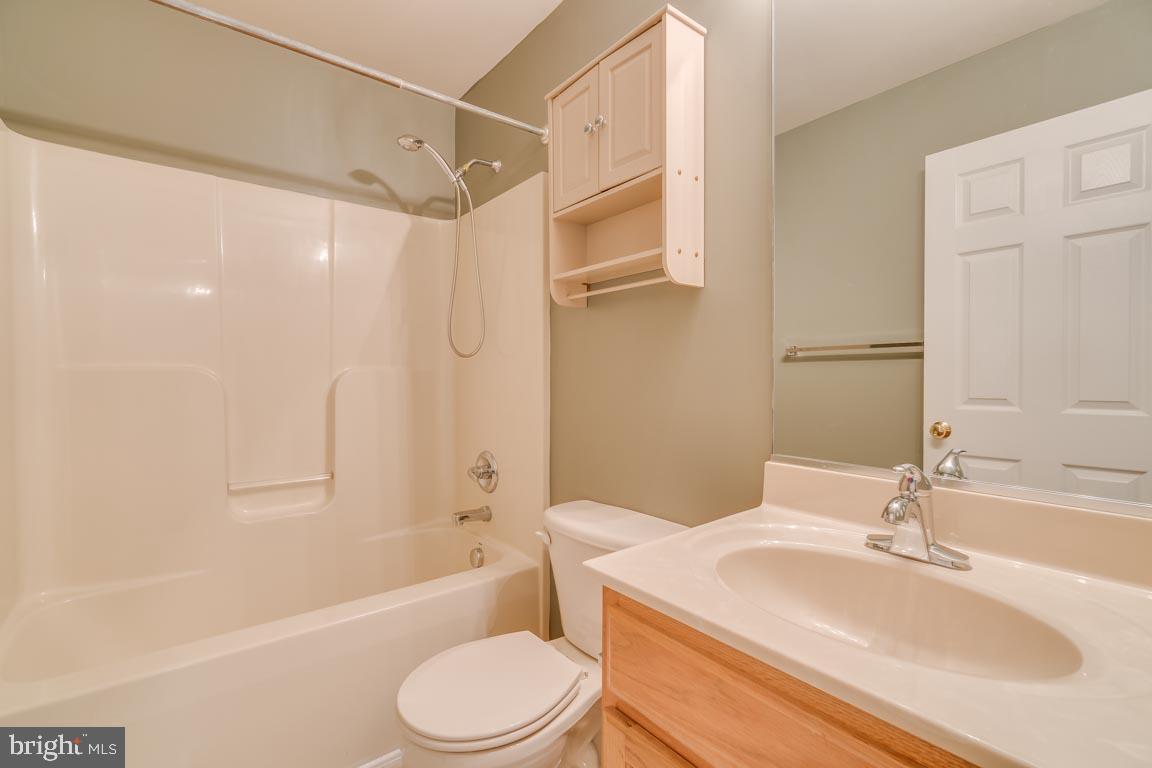 LAKE ARROWHEAD - Residential