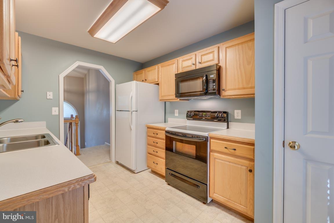 LAKE ARROWHEAD - Residential