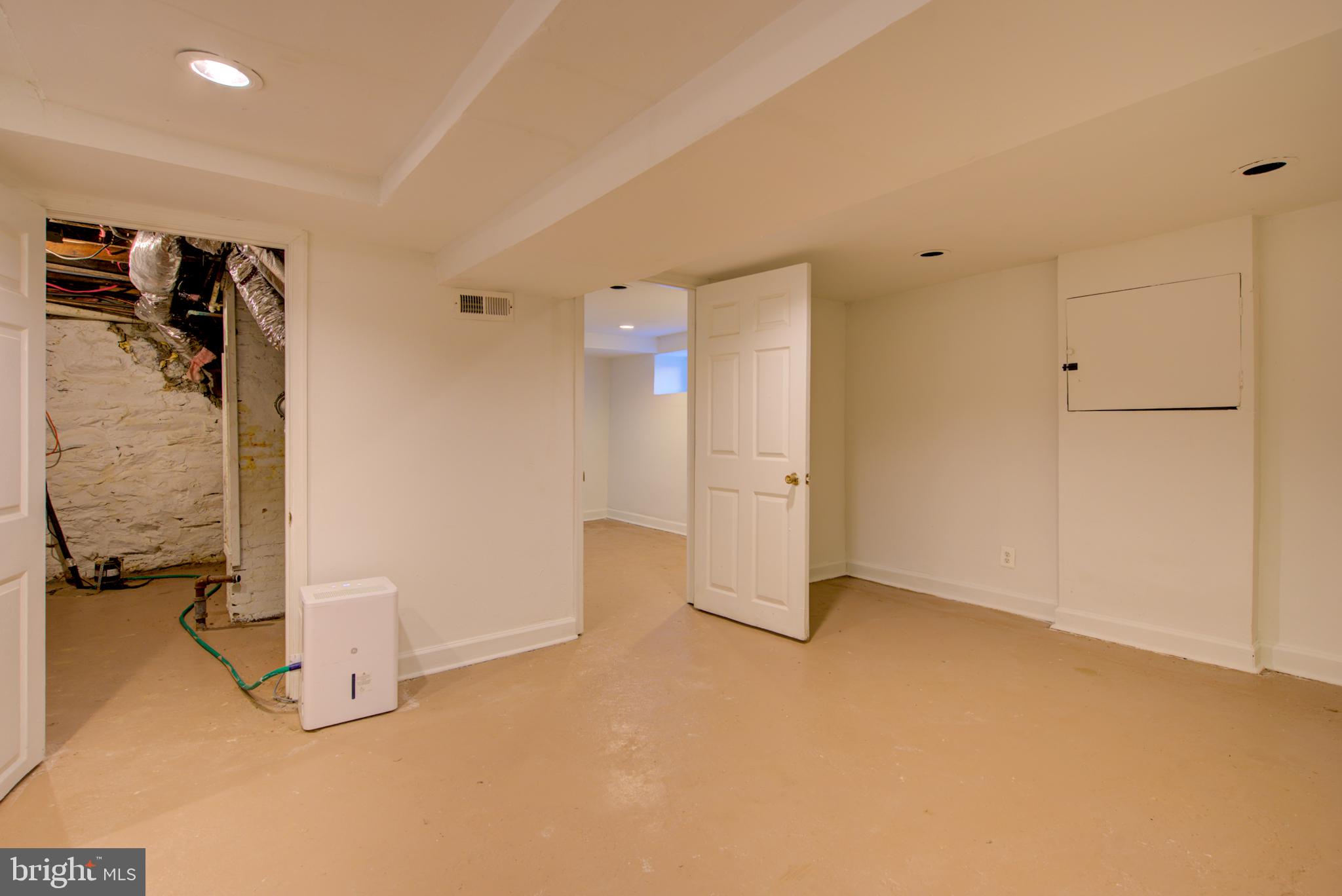 WARD 27 - Residential