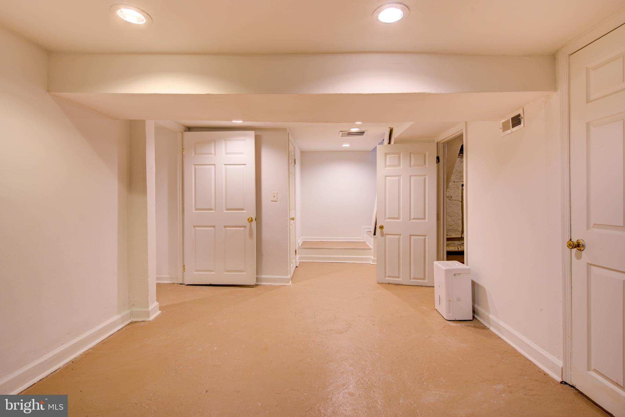 WARD 27 - Residential