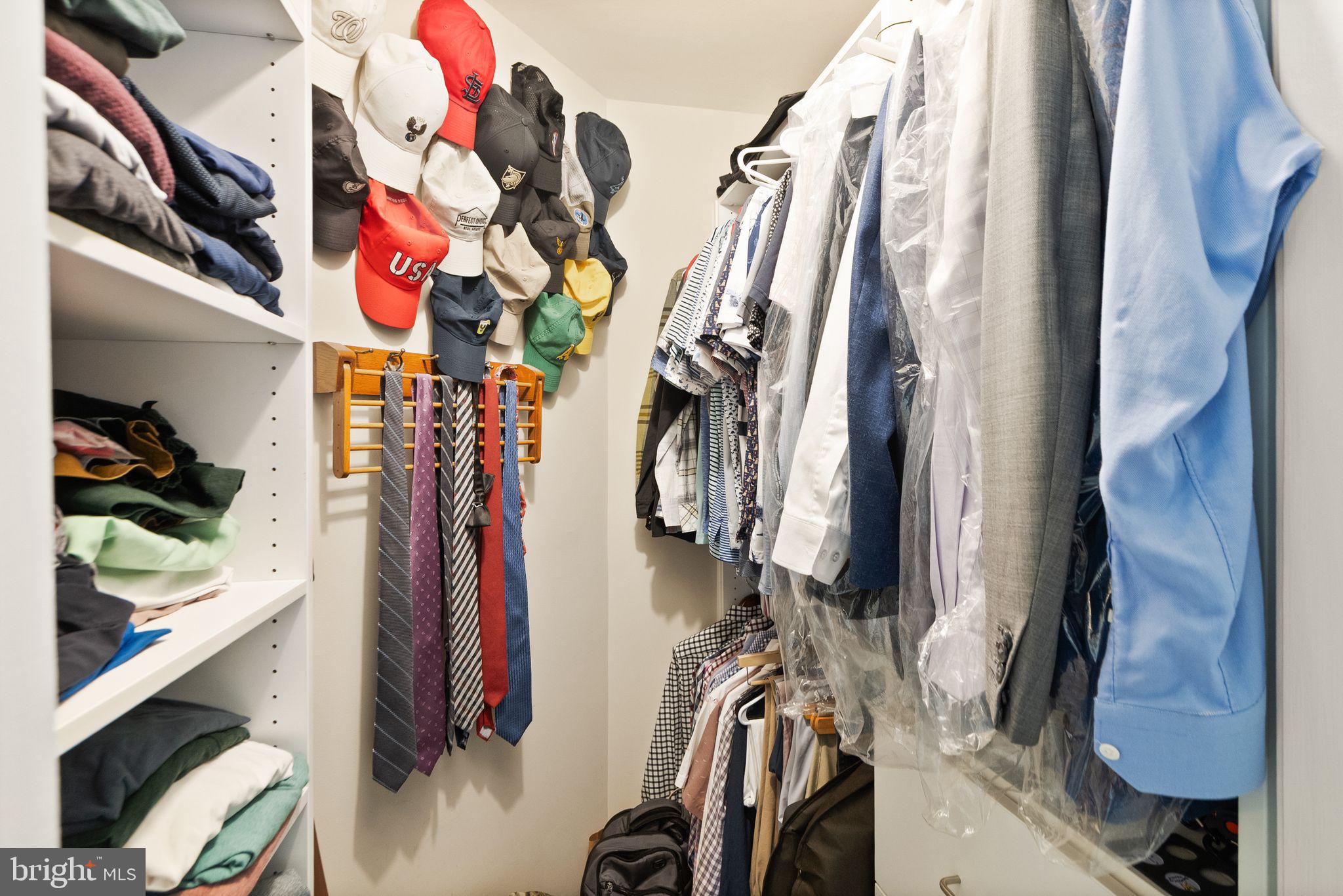 BRADDOCK MANOR - Residential