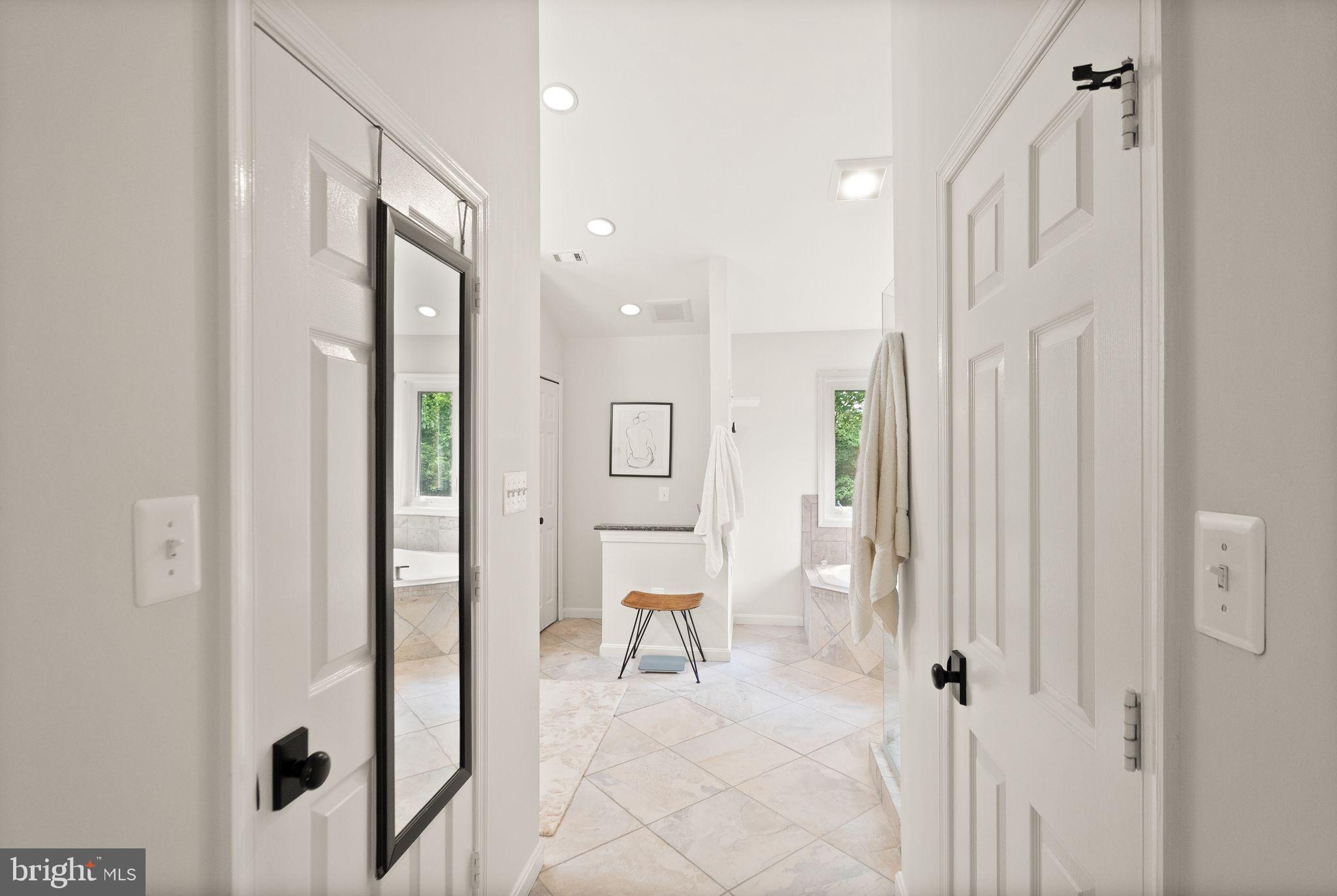 BRADDOCK MANOR - Residential