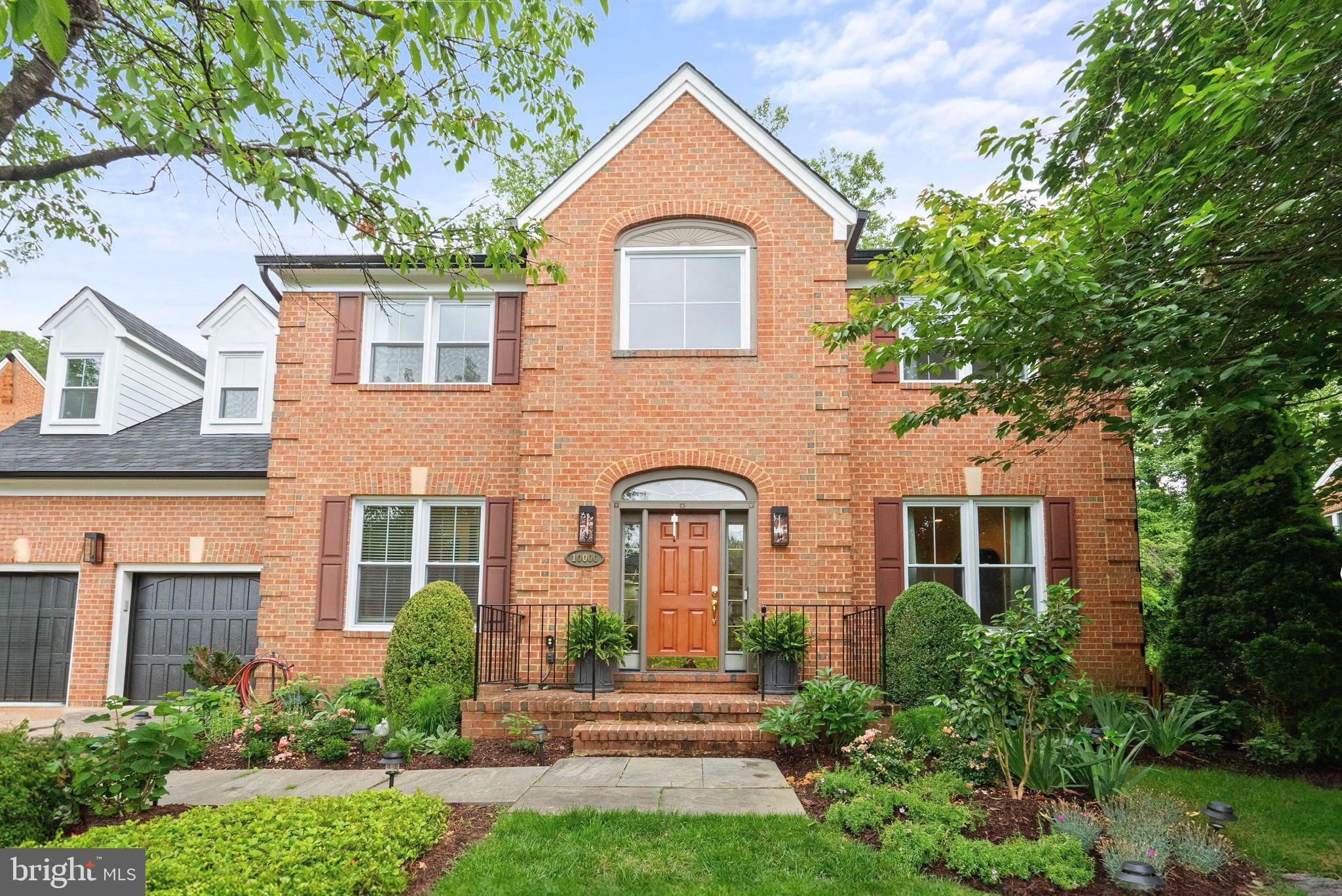 10000 MANOR PLACE