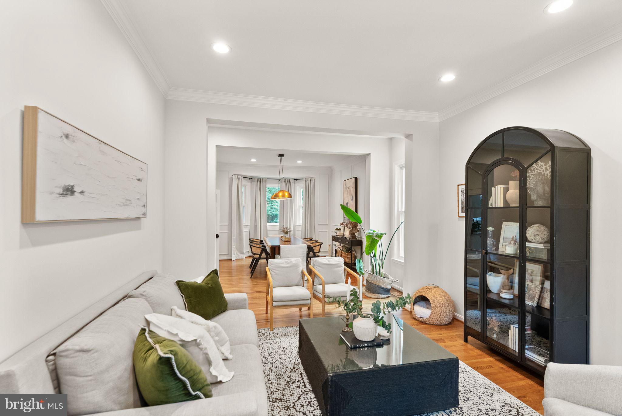 BRADDOCK MANOR - Residential