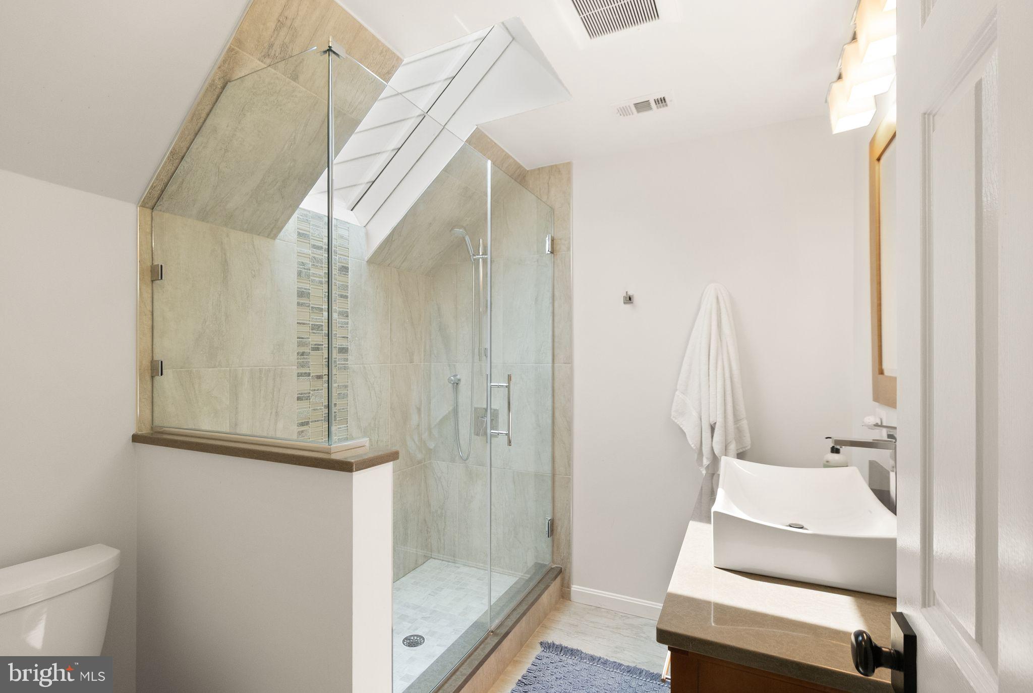 BRADDOCK MANOR - Residential