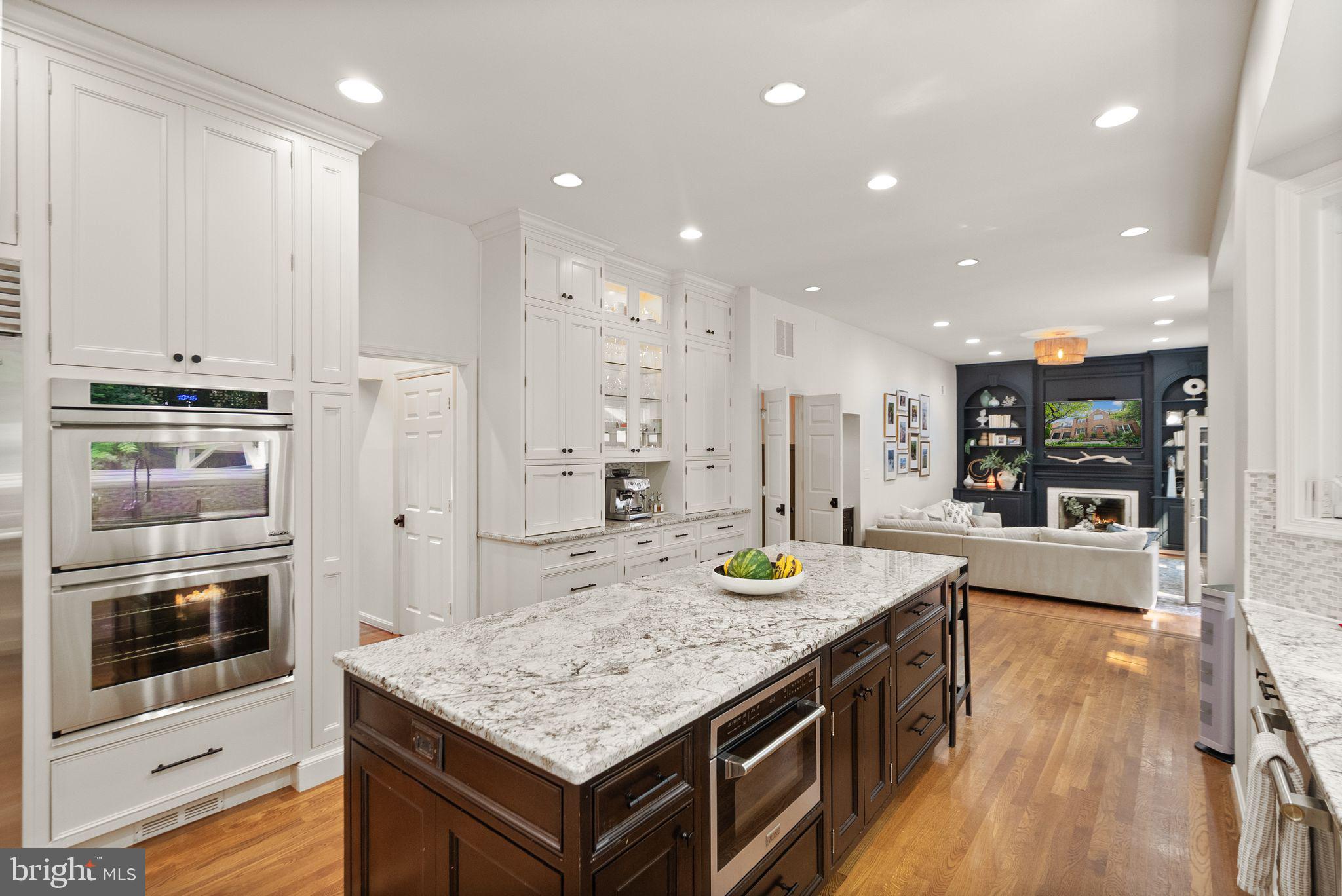 BRADDOCK MANOR - Residential