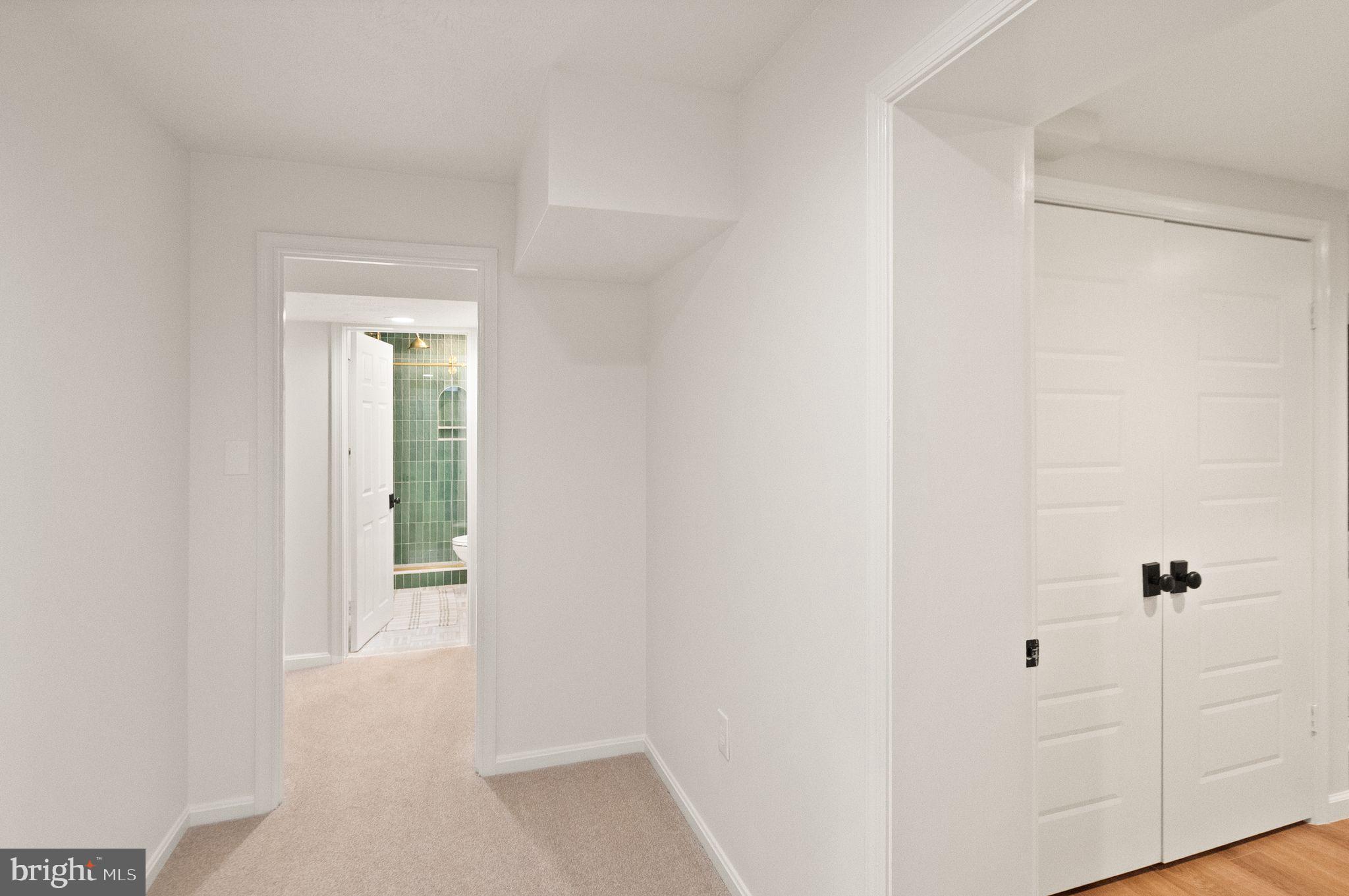 BRADDOCK MANOR - Residential