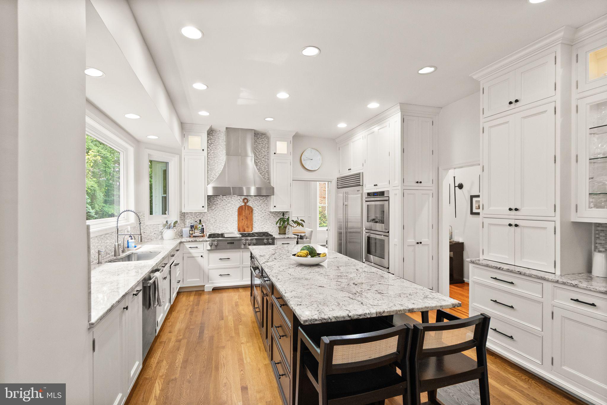 BRADDOCK MANOR - Residential